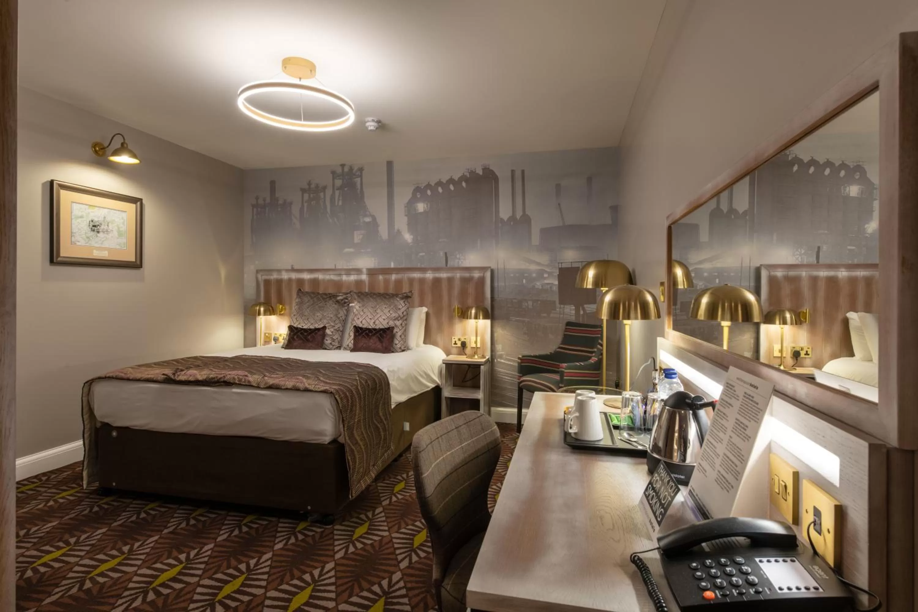 Photo of the whole room in The Saxon Crown Wetherspoon