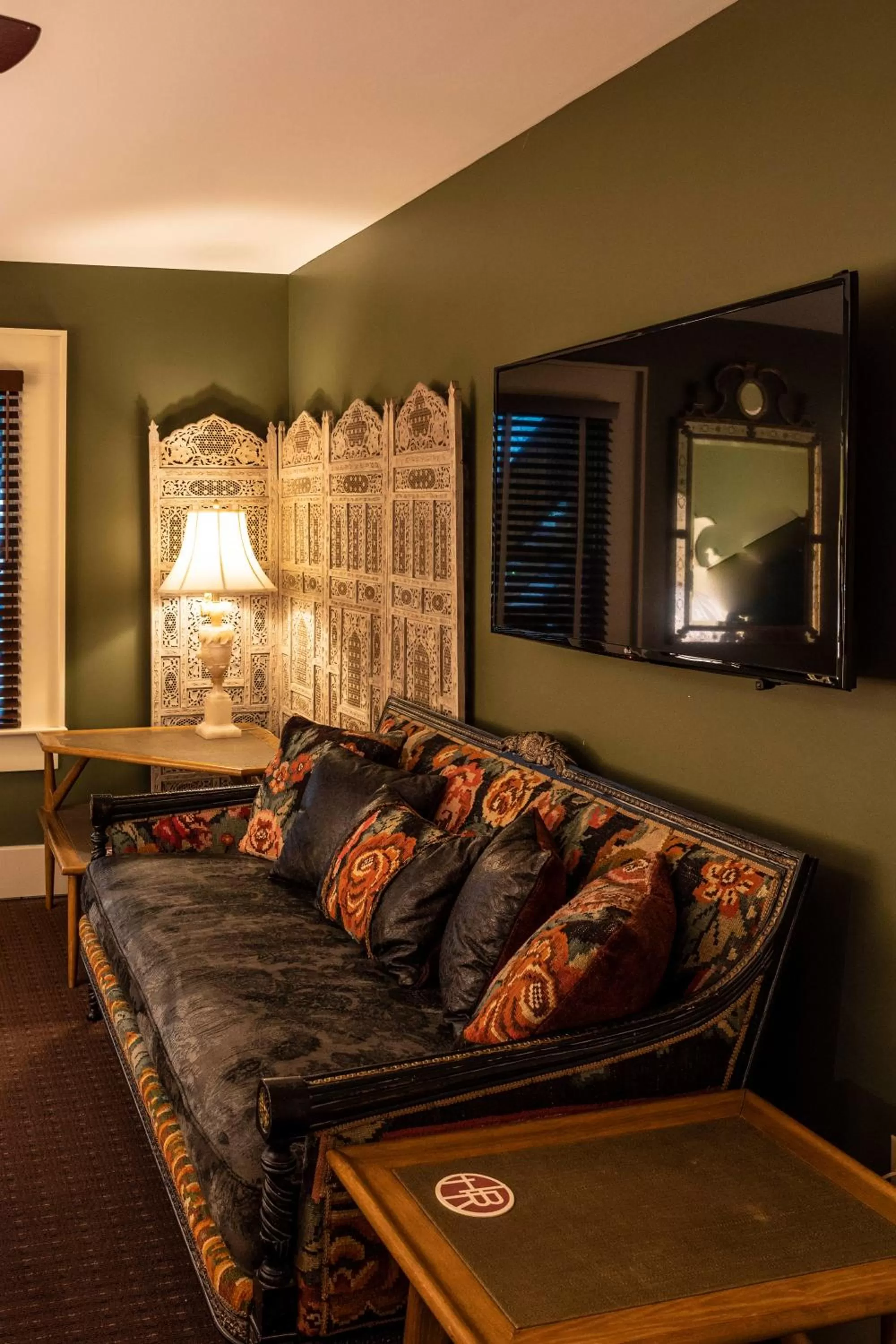 Seating area in Hotel Broad Ripple