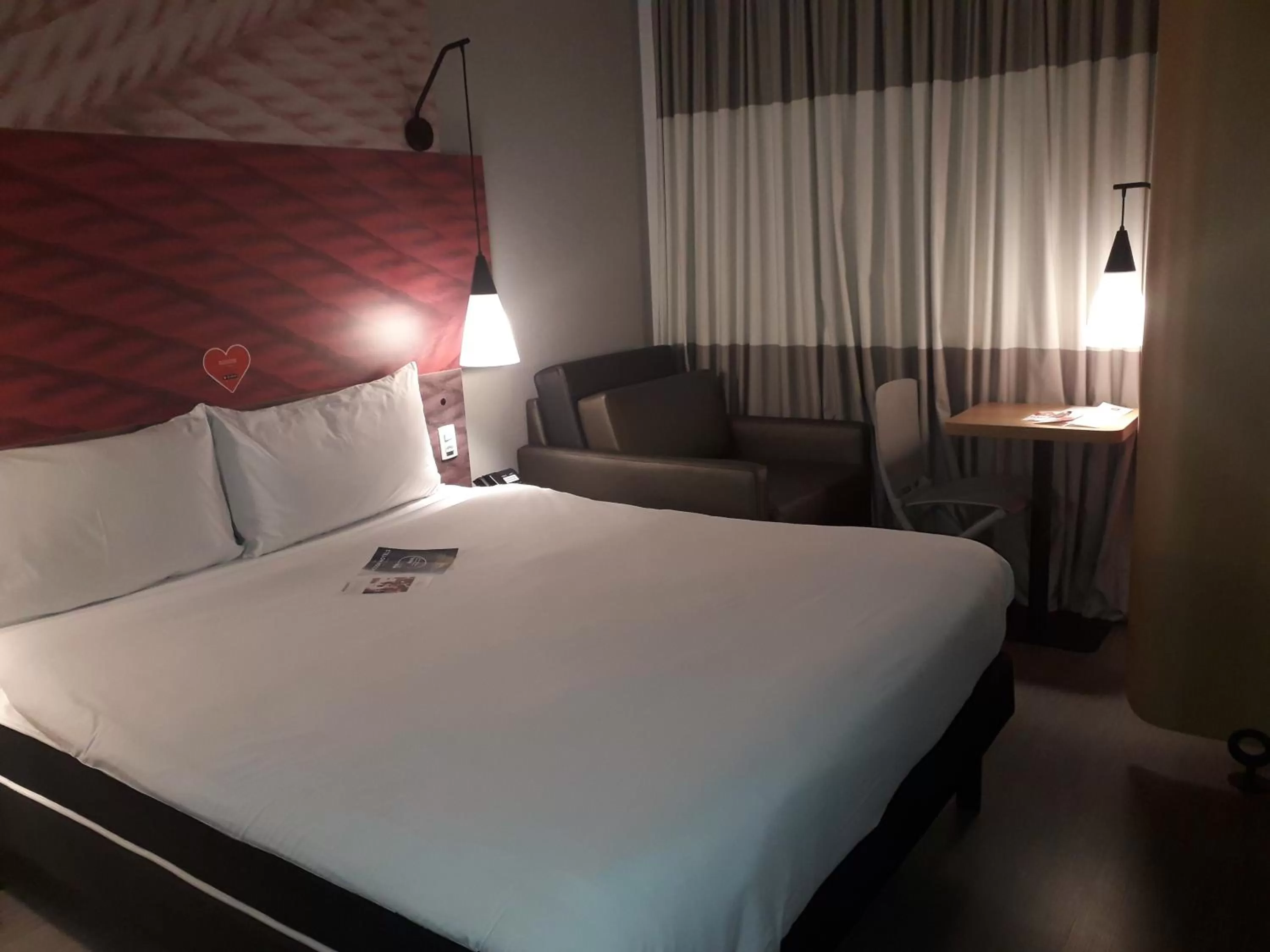 Bed in ibis Osasco