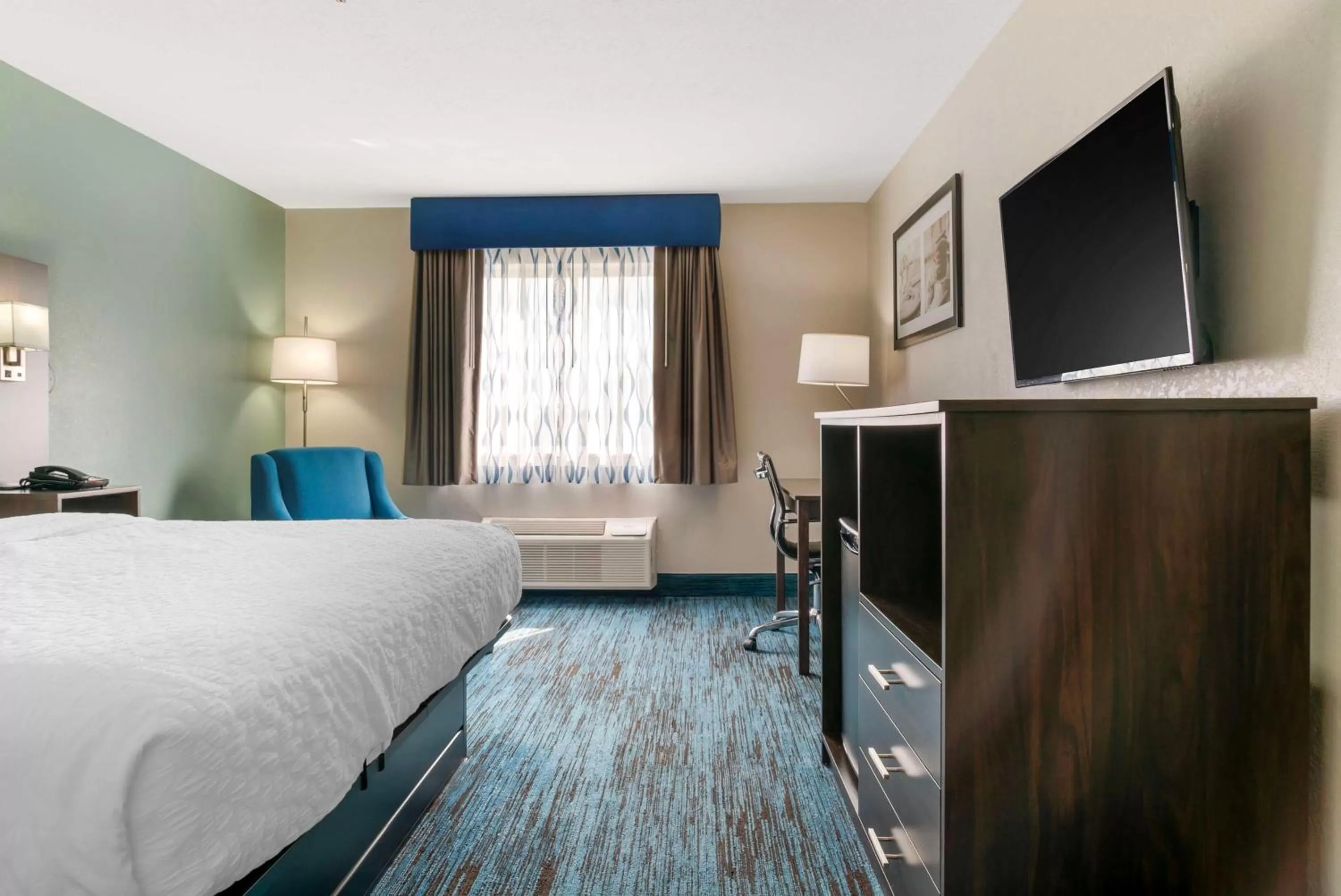 Bedroom, Bed in Best Western Clare Hotel