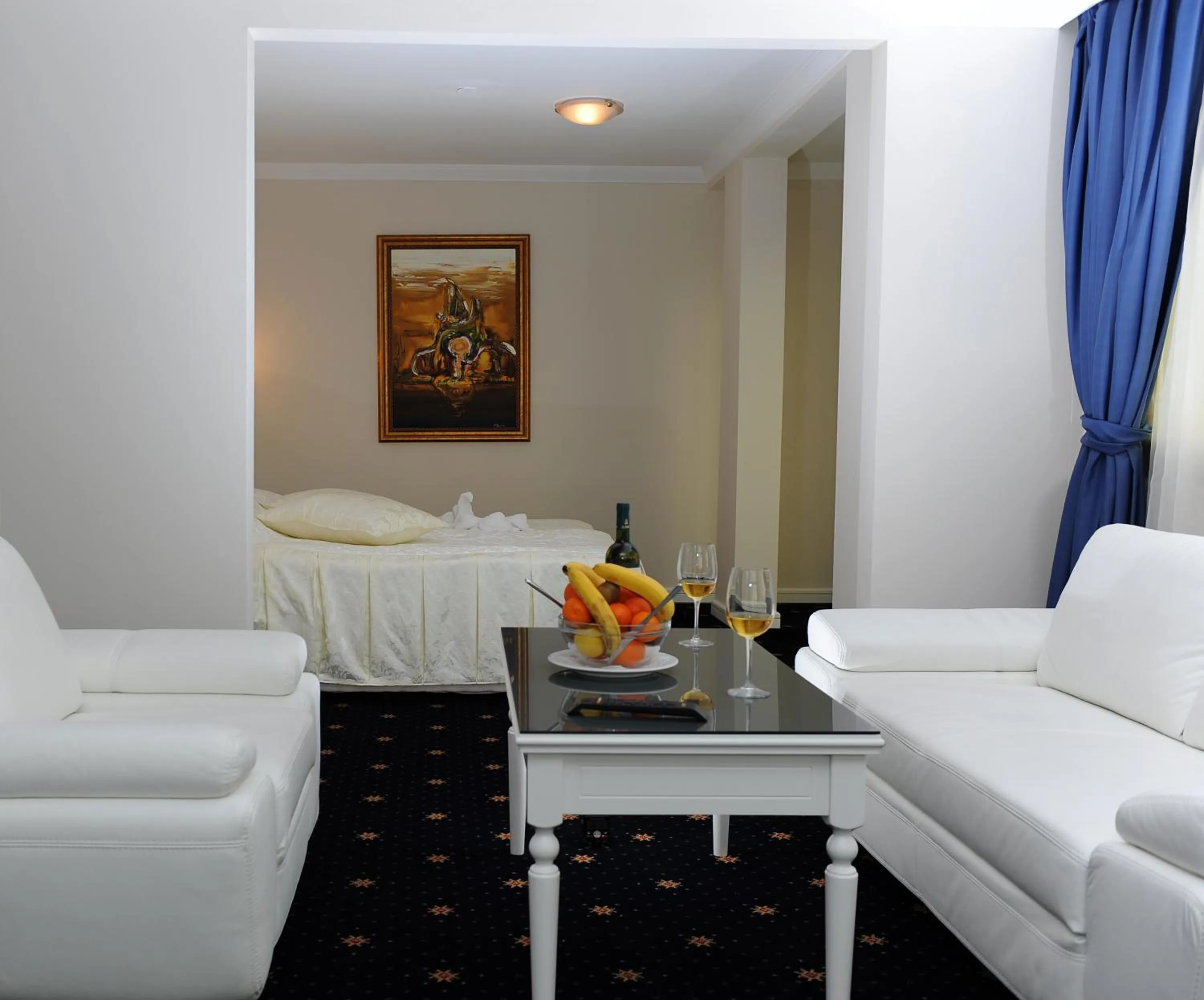 Living room, Bed in Millenium Palace