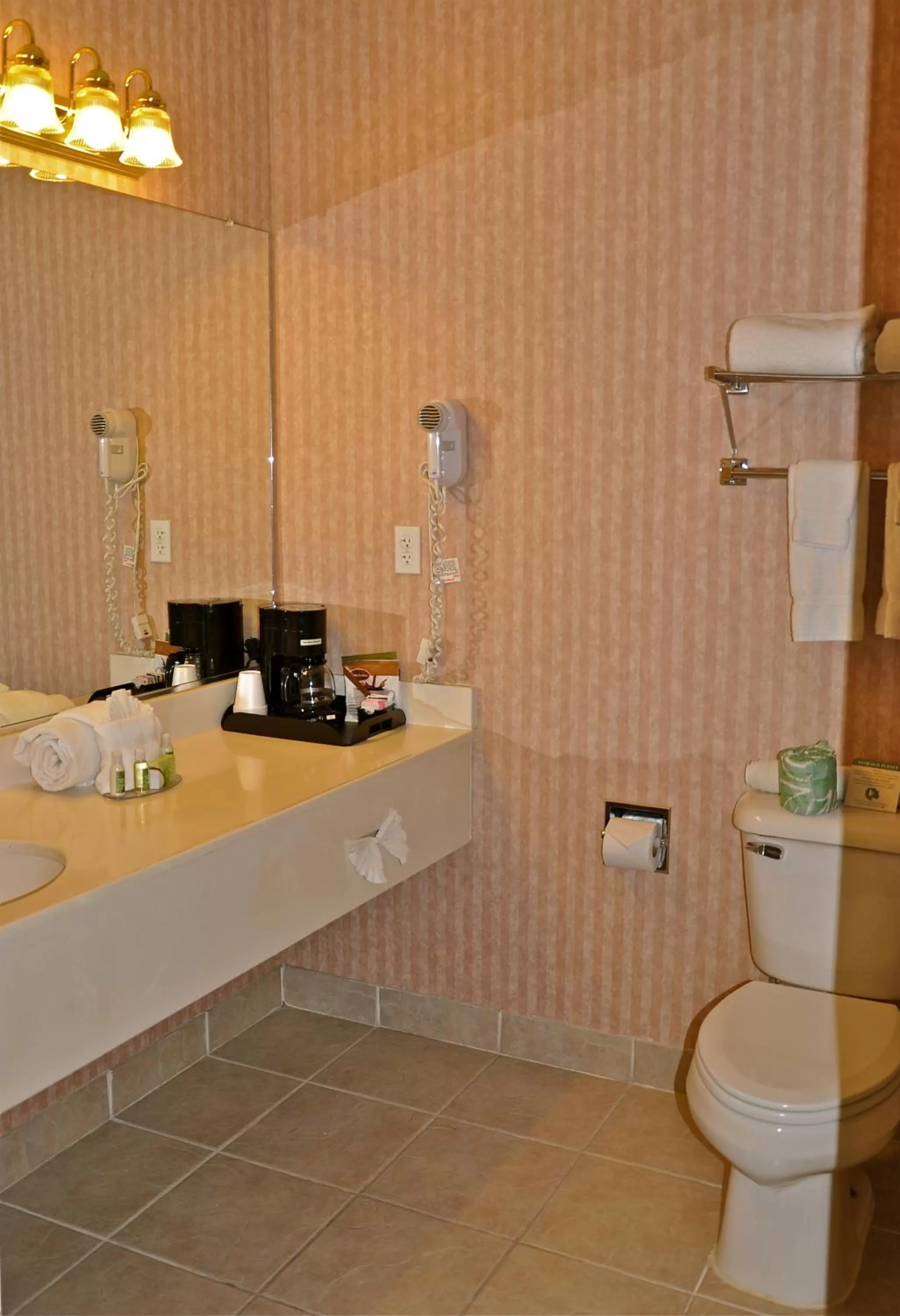 Bathroom in Landmark Inn Fort Irwin