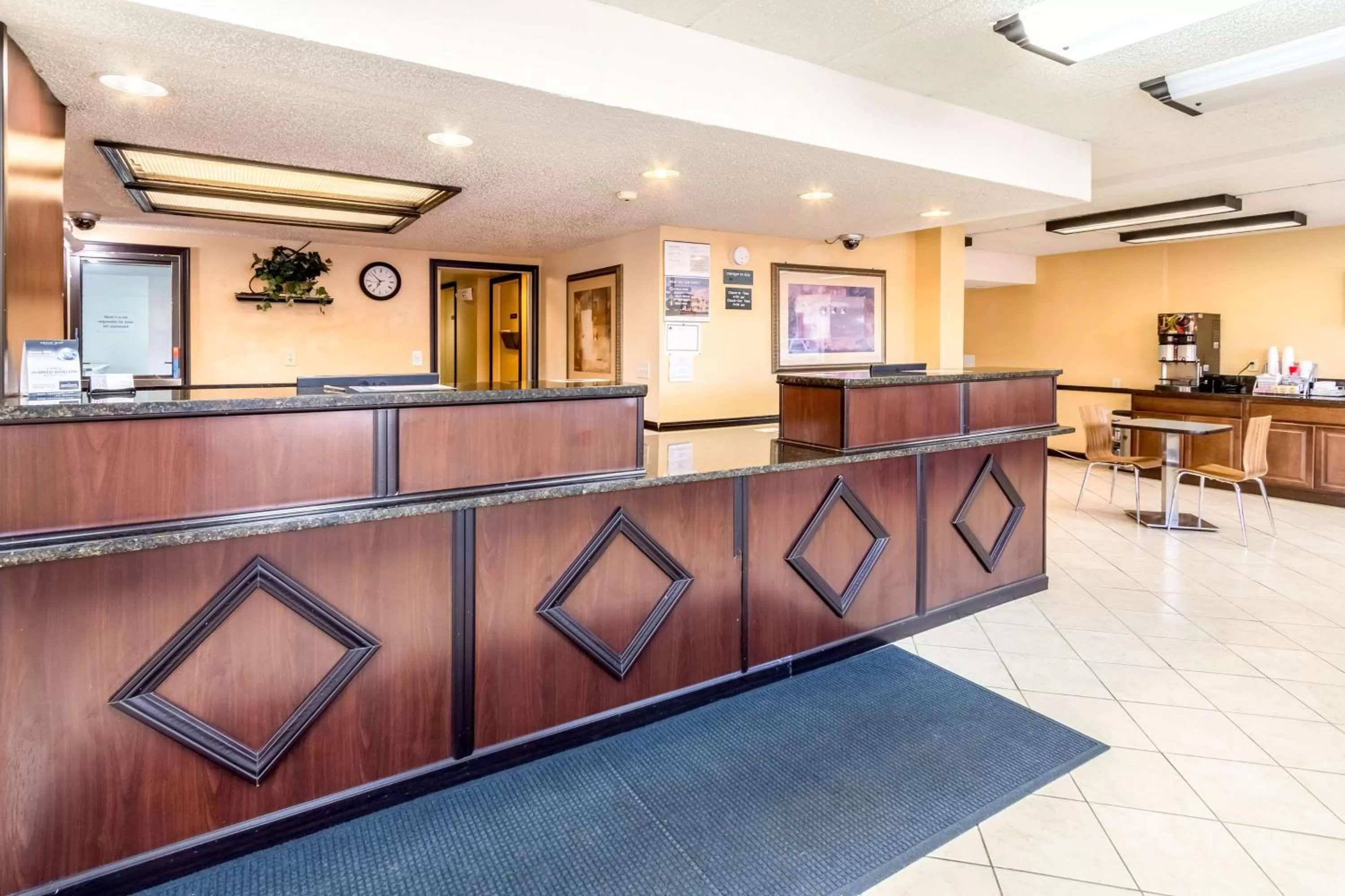 Lobby or reception in Motel 6-Grove City, OH