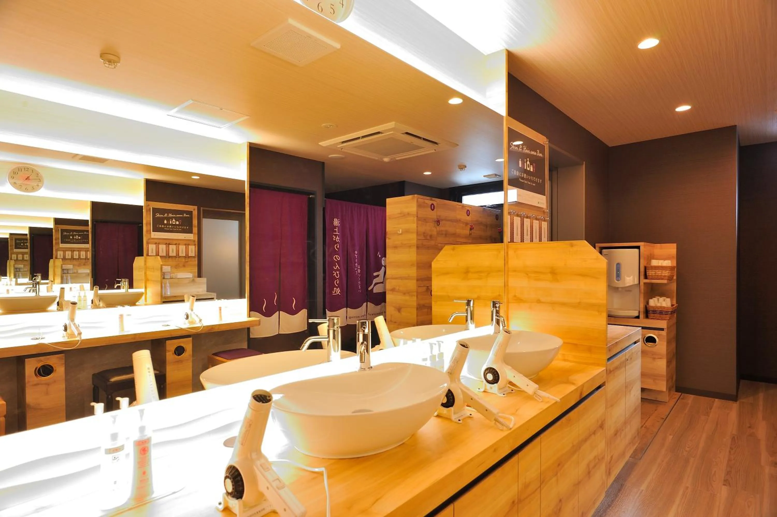 Public Bath in Matsumoto Tourist Hotel