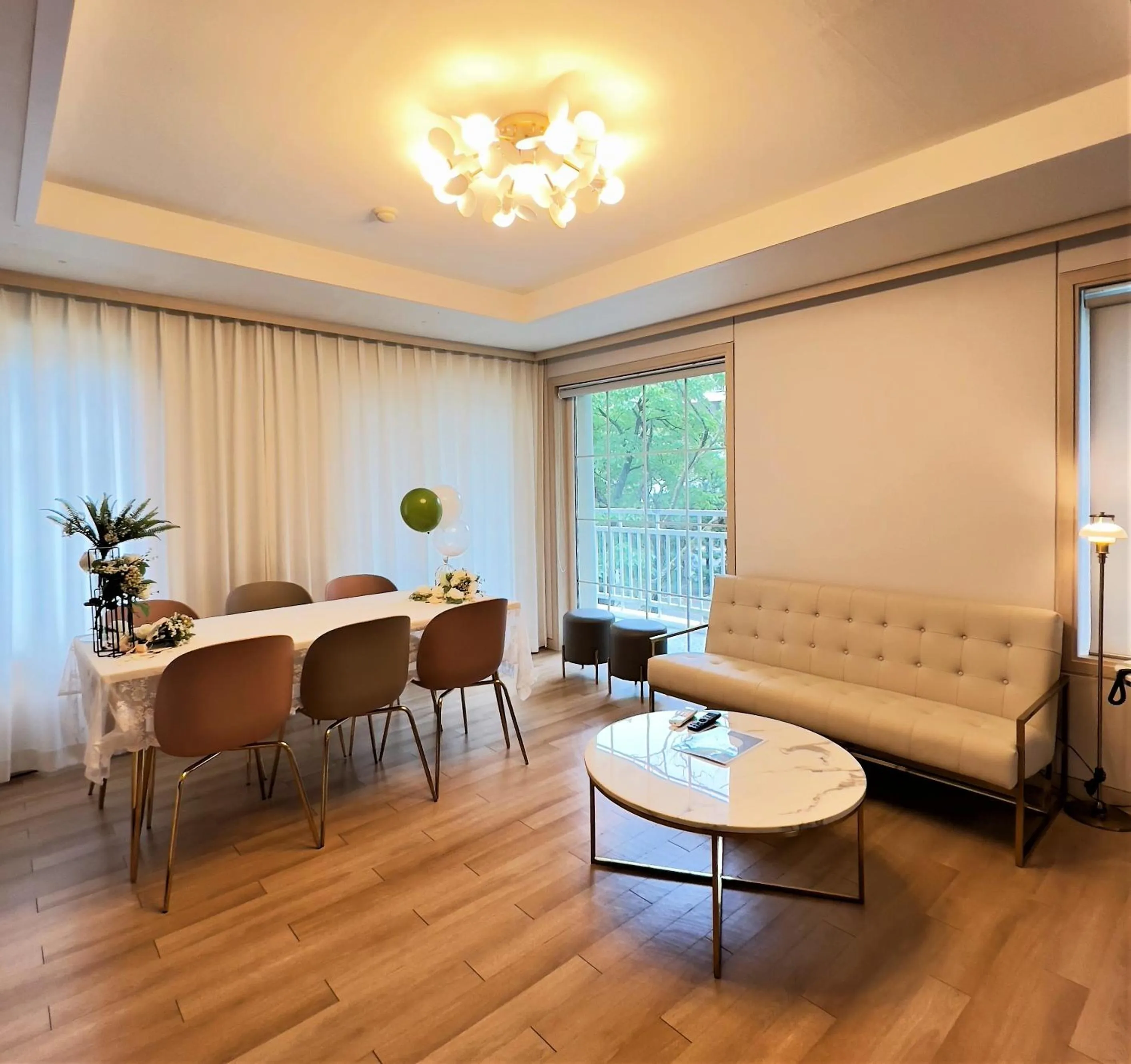 Living room in Gyeongju Mauna Ocean Resort