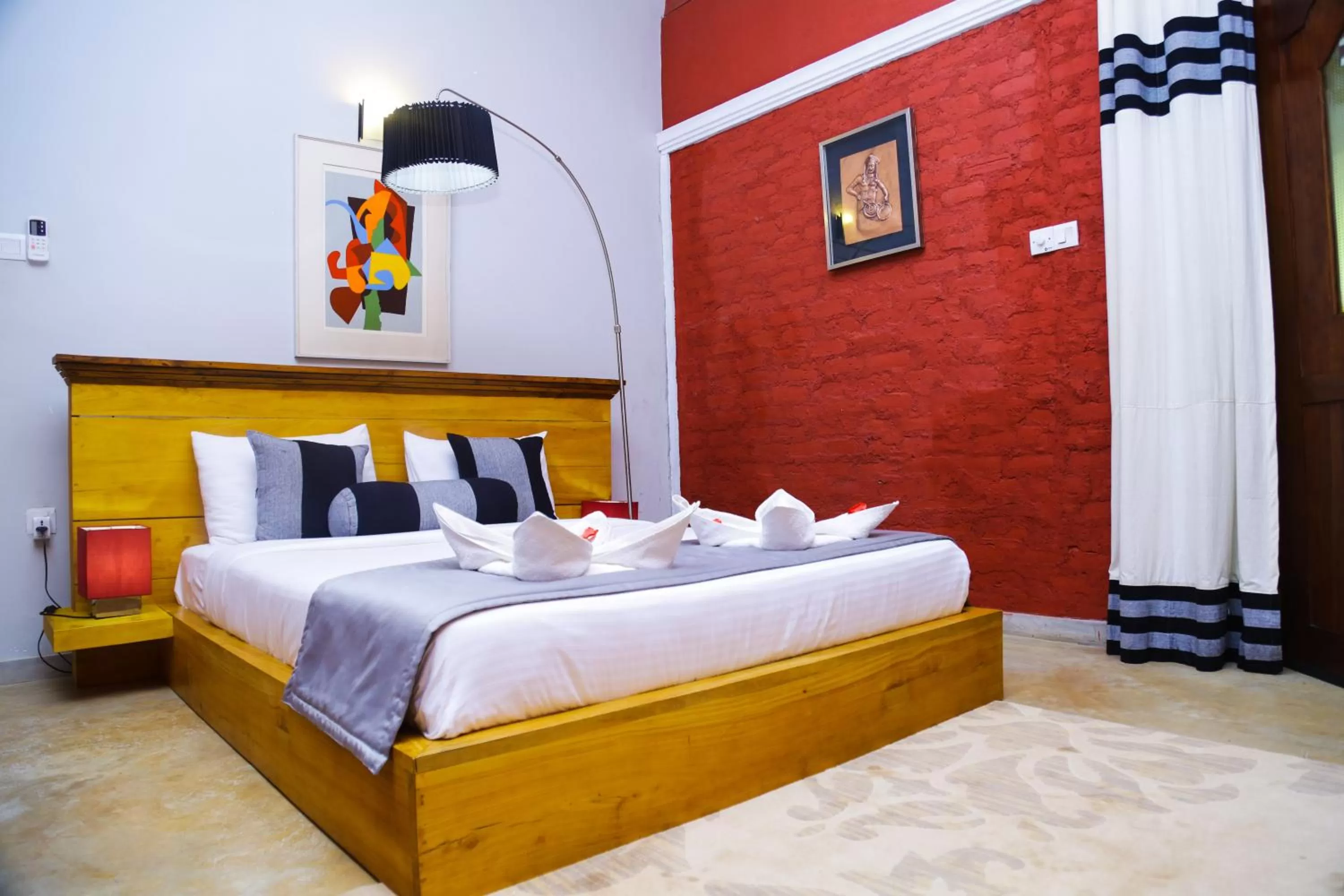 Bed, Room Photo in Hotel Heladiv