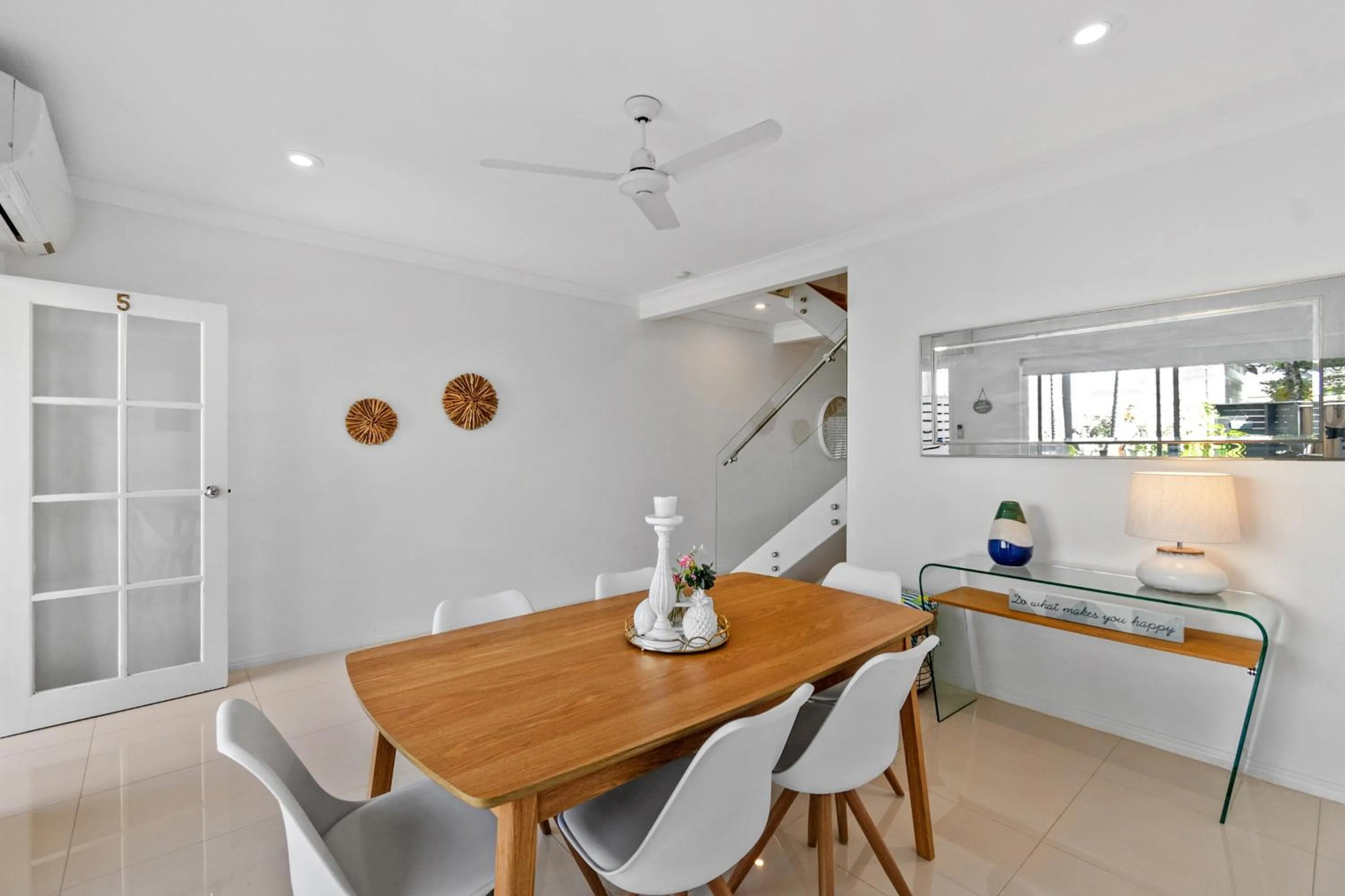 Noosa Entrance Waterfront Resort