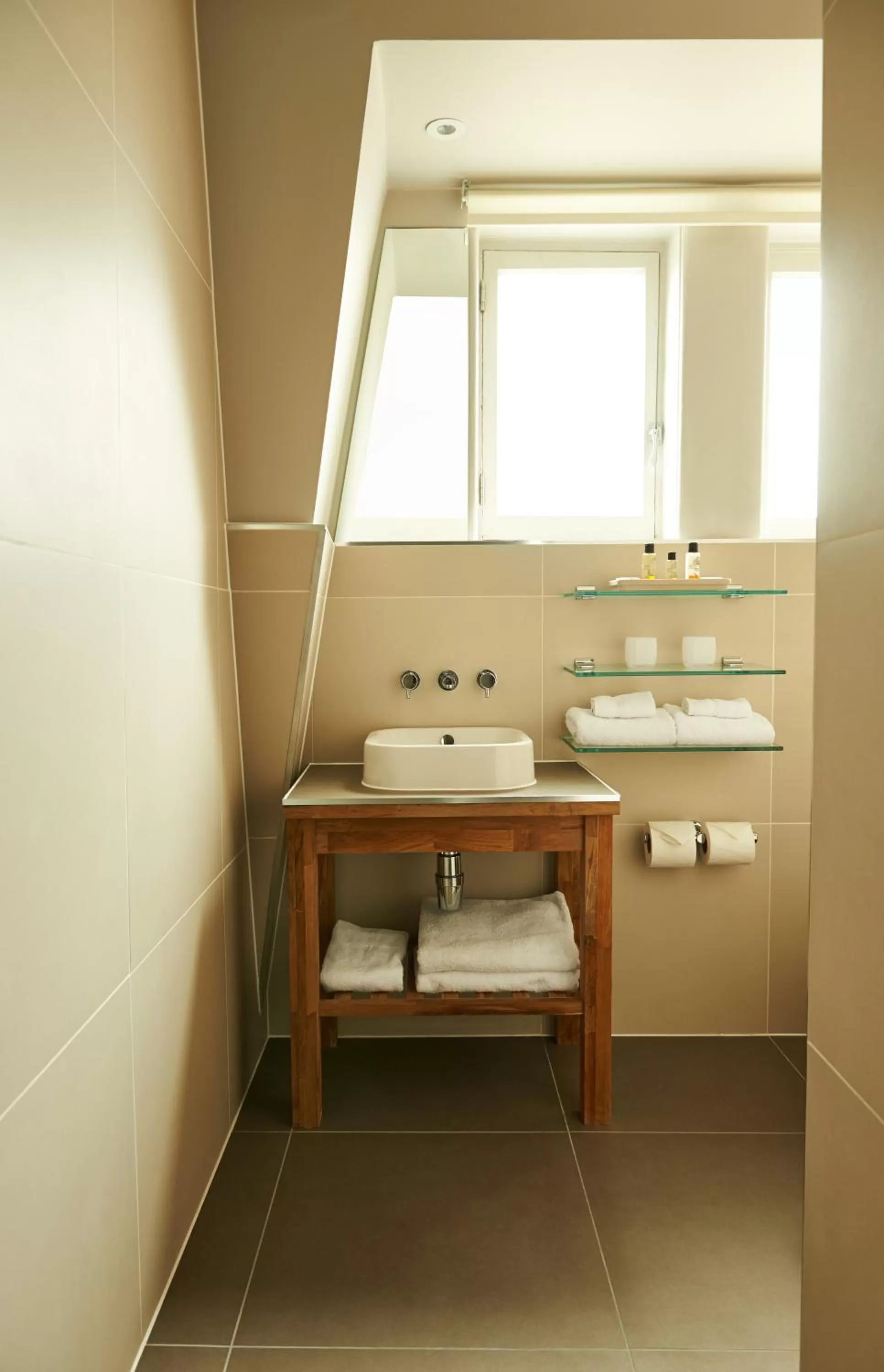 Bathroom in The Bull and The Hide