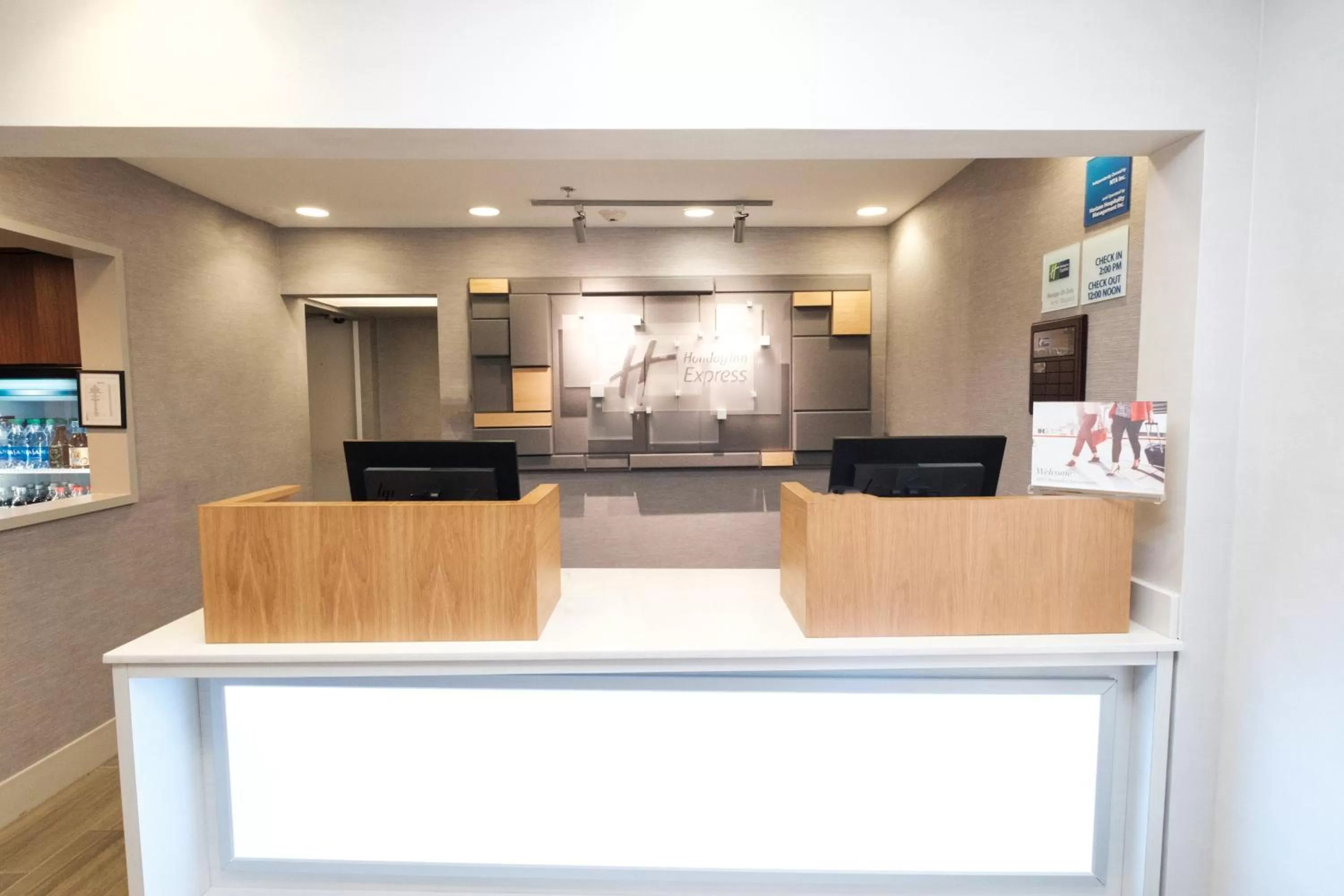 Property building in Holiday Inn Express Alpharetta - Roswell by IHG