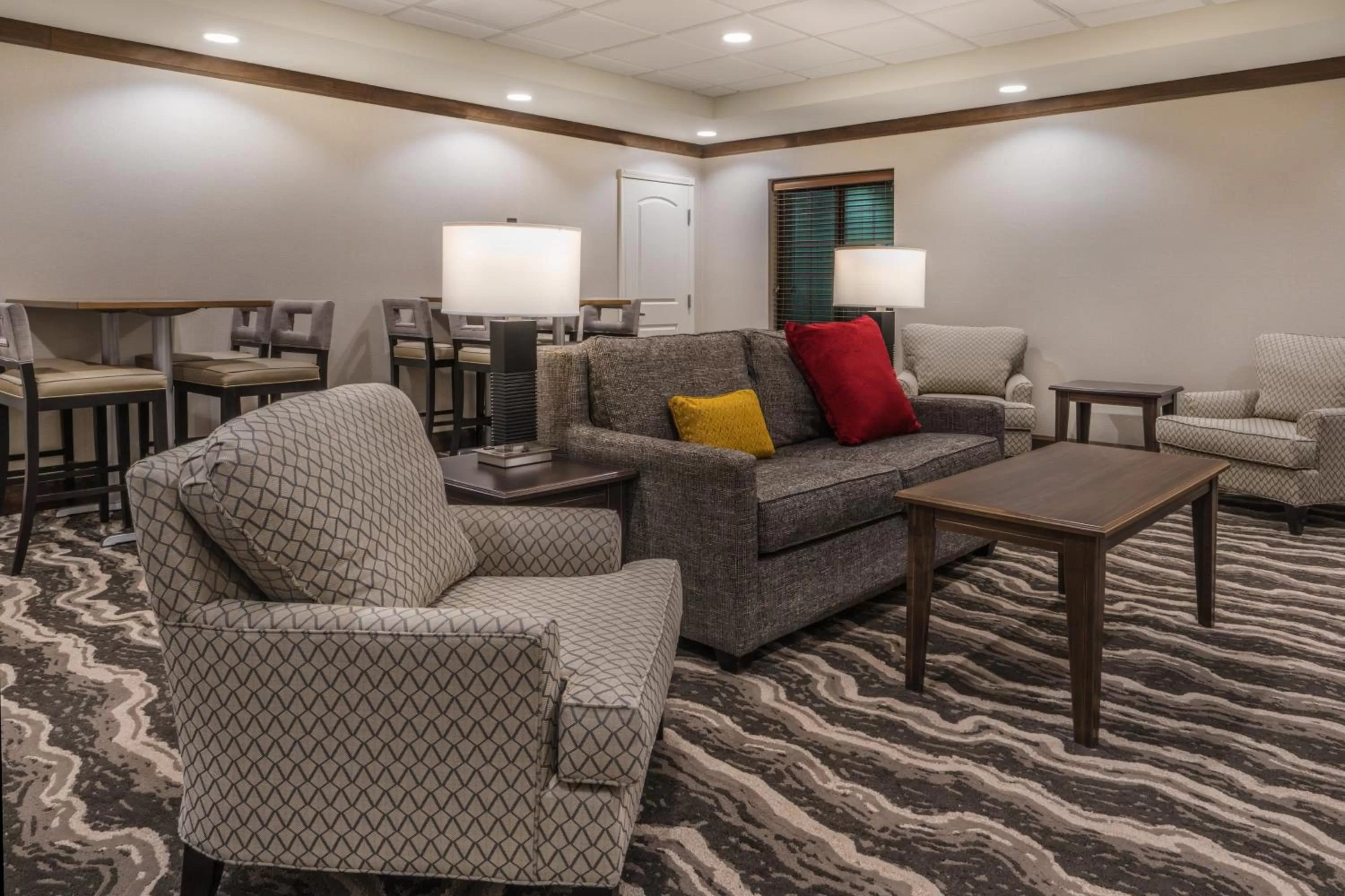 Lobby or reception in Staybridge Suites Anchorage by IHG