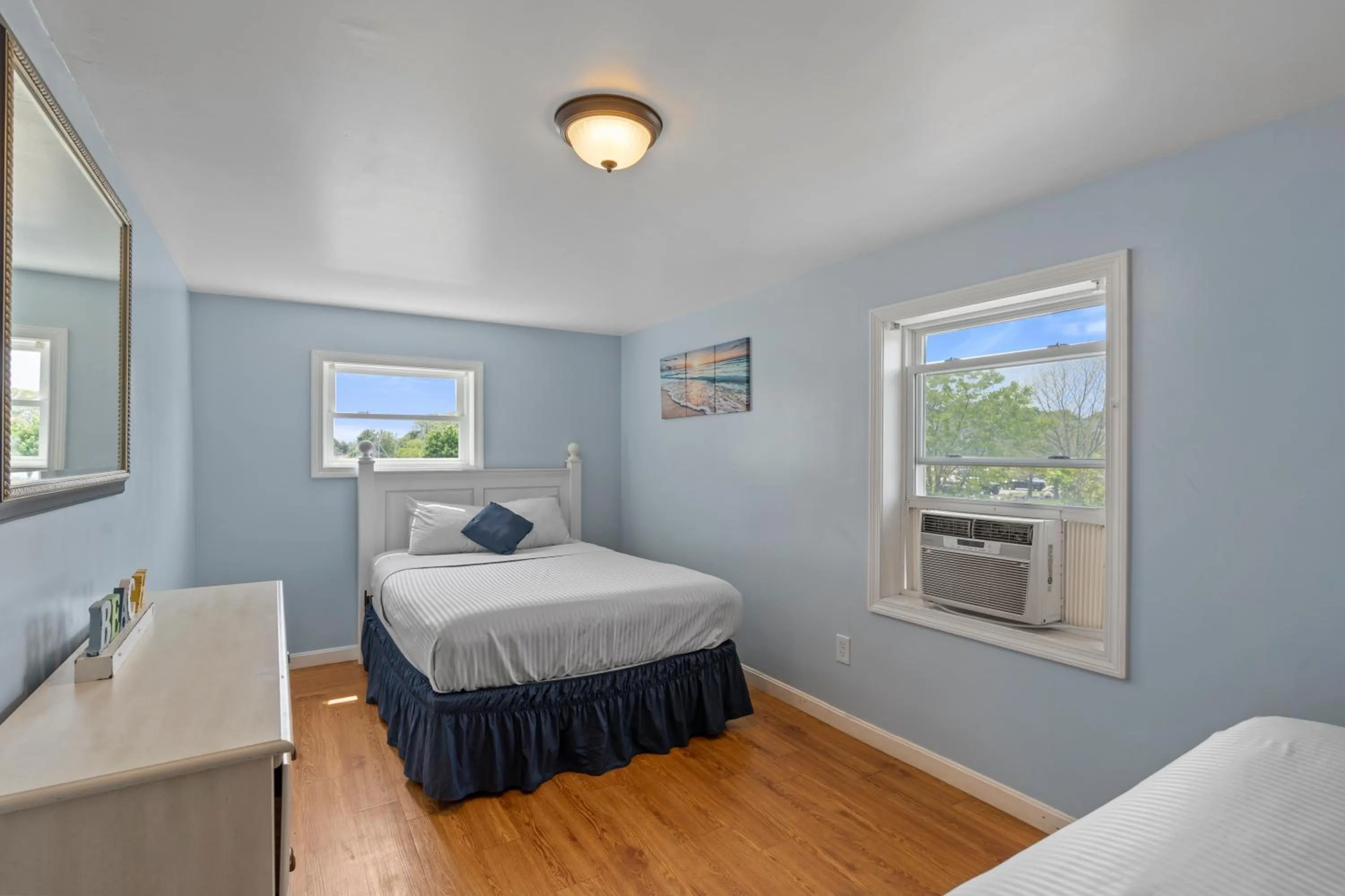 Bed in Mt Royal Motel