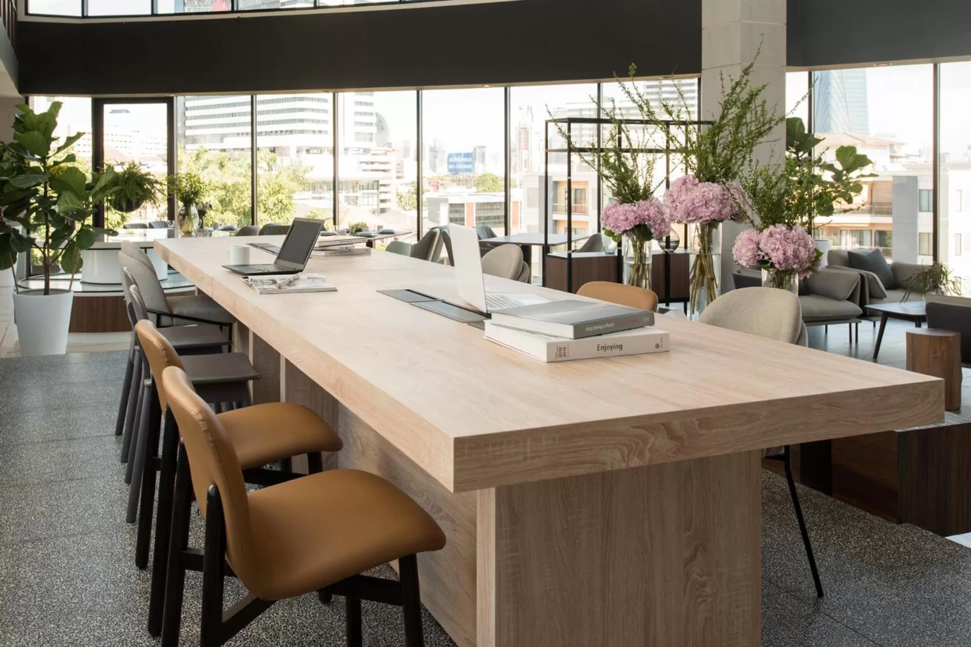 Business facilities in Amanta Hotel & Residence Sathorn