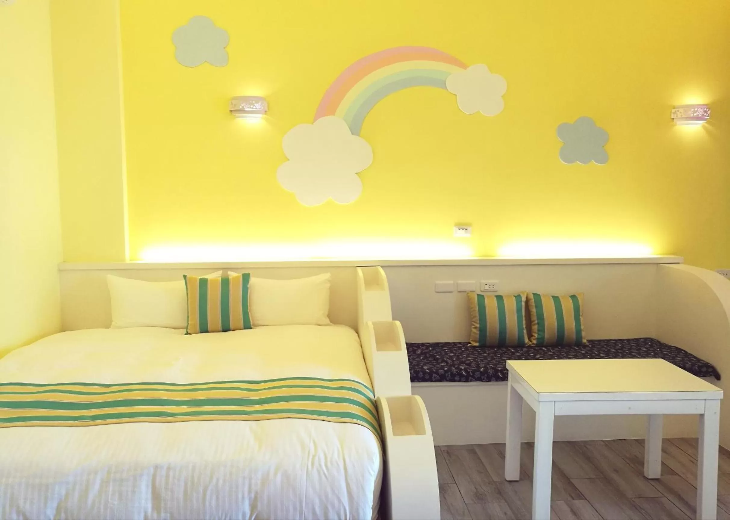 Bed in Love Ocean & Happy Bay HomeStay