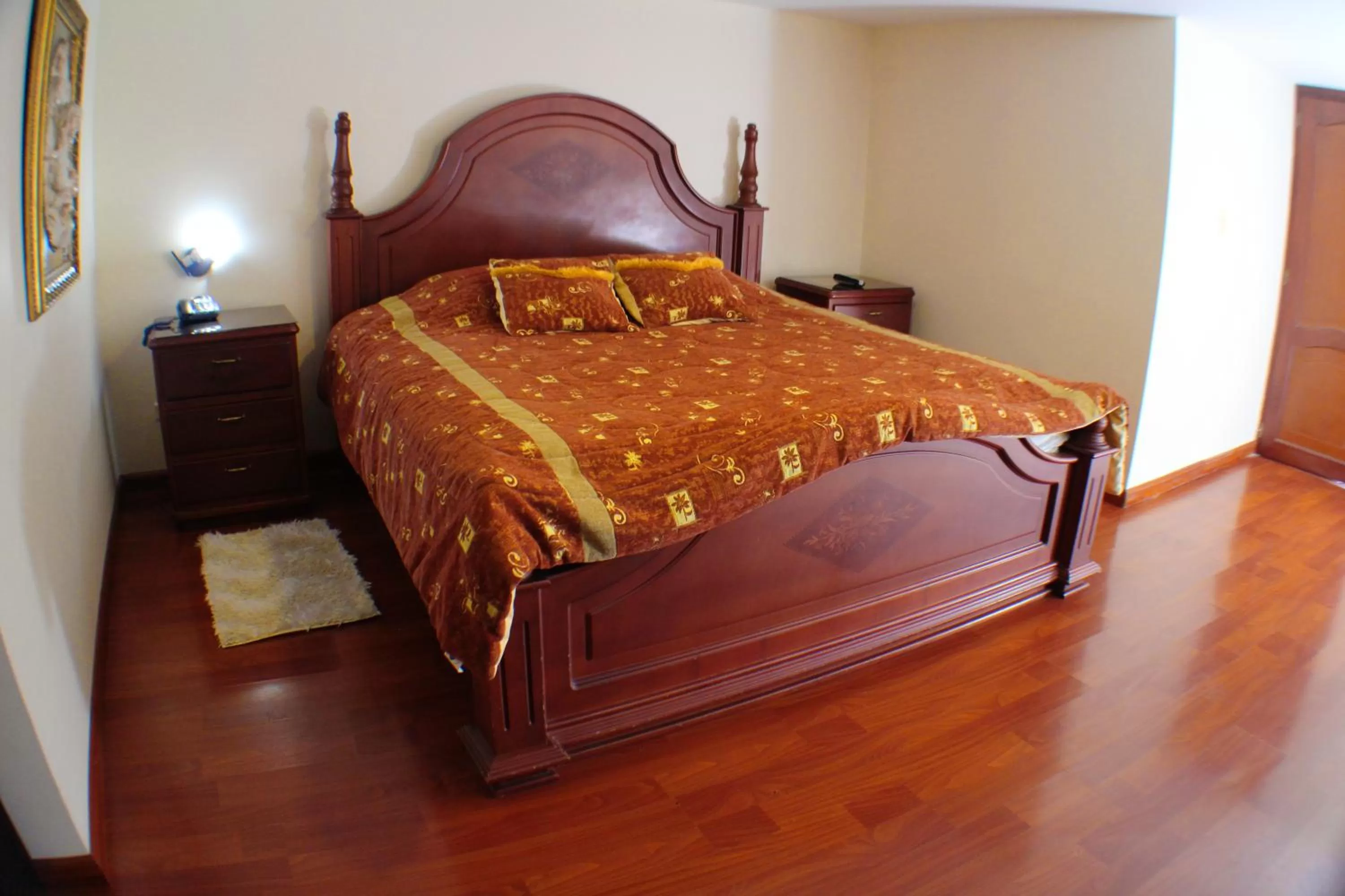 Bed in Hotel Santa Isabel 2