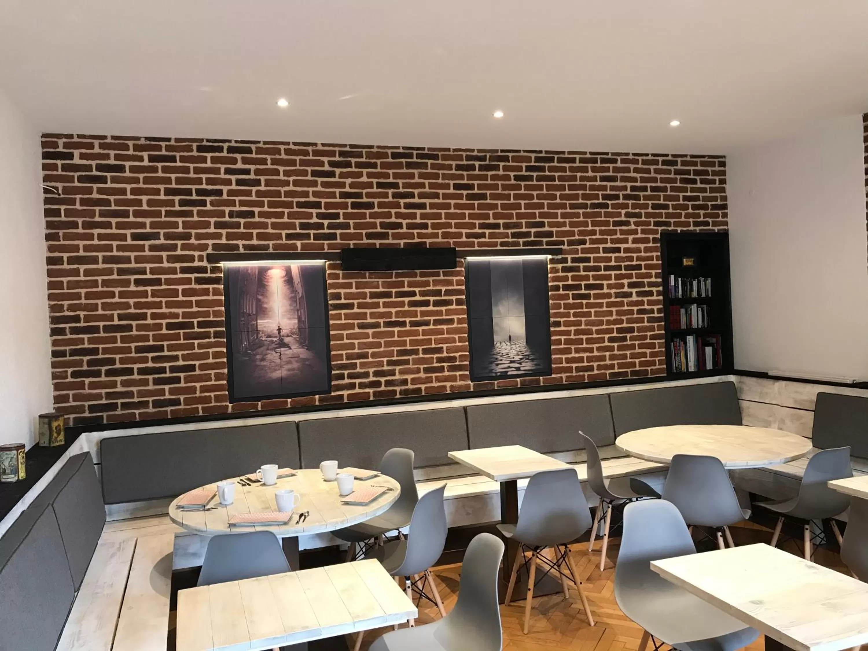 Buffet breakfast in La Demeure des 2 Trésors