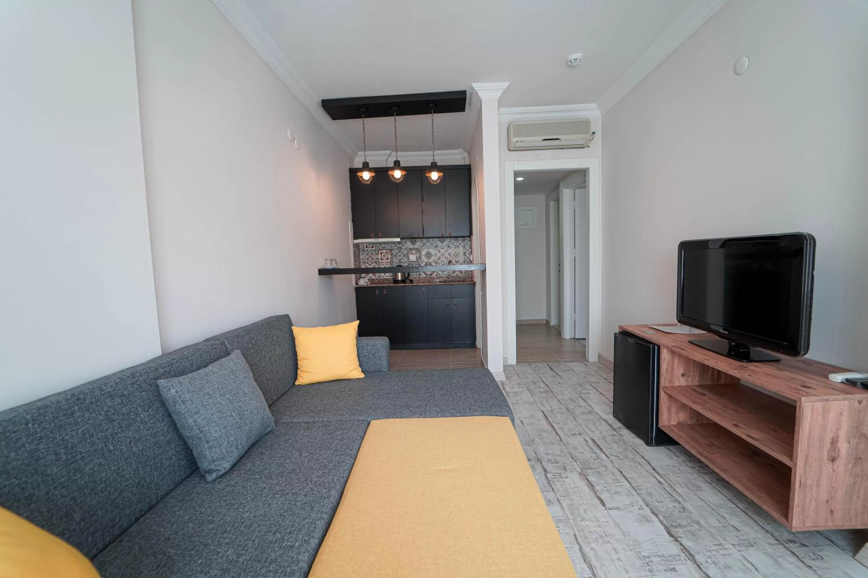 TV and multimedia, Seating Area in BEETLE HOUSE COFFEE HOTEL