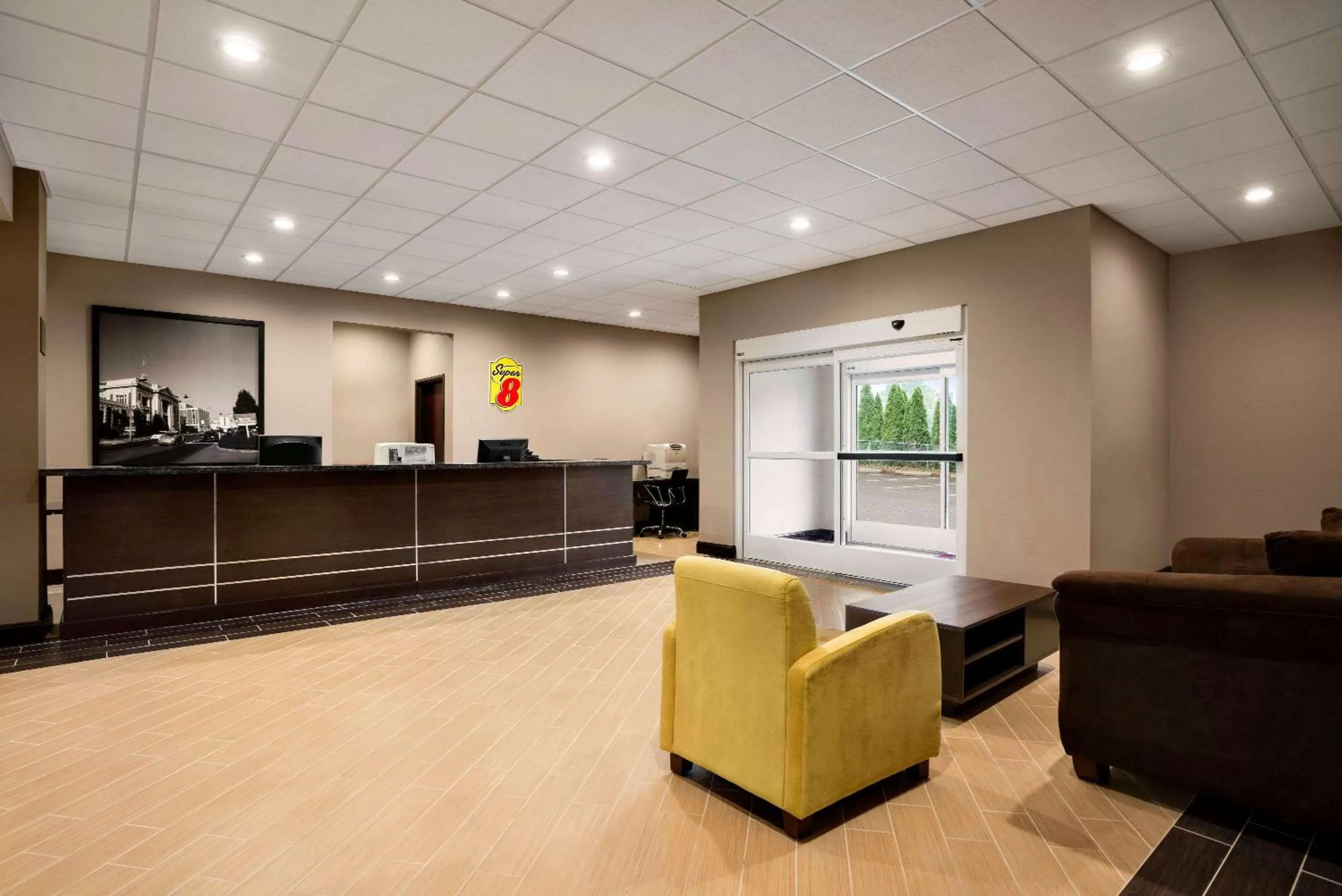 Lobby or reception in Super 8 by Wyndham Hershey Chocolate Avenue