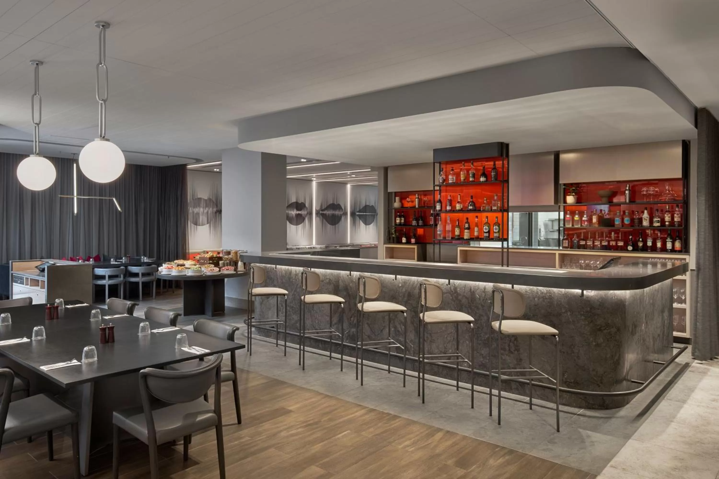 Restaurant/places to eat in Courtyard by Marriott Melbourne Flagstaff Gardens