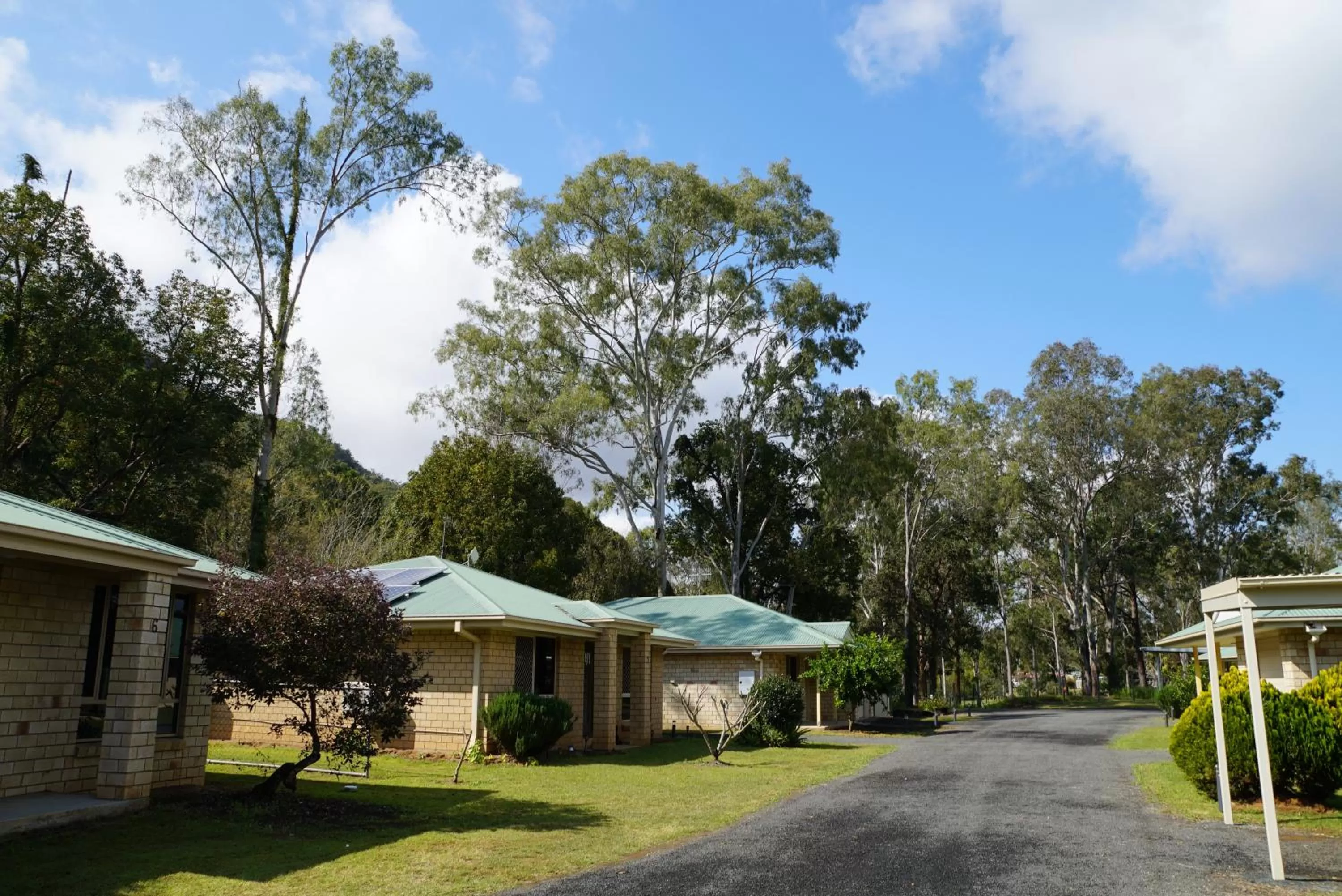 Property Building in Esk Mountain View Lodge
