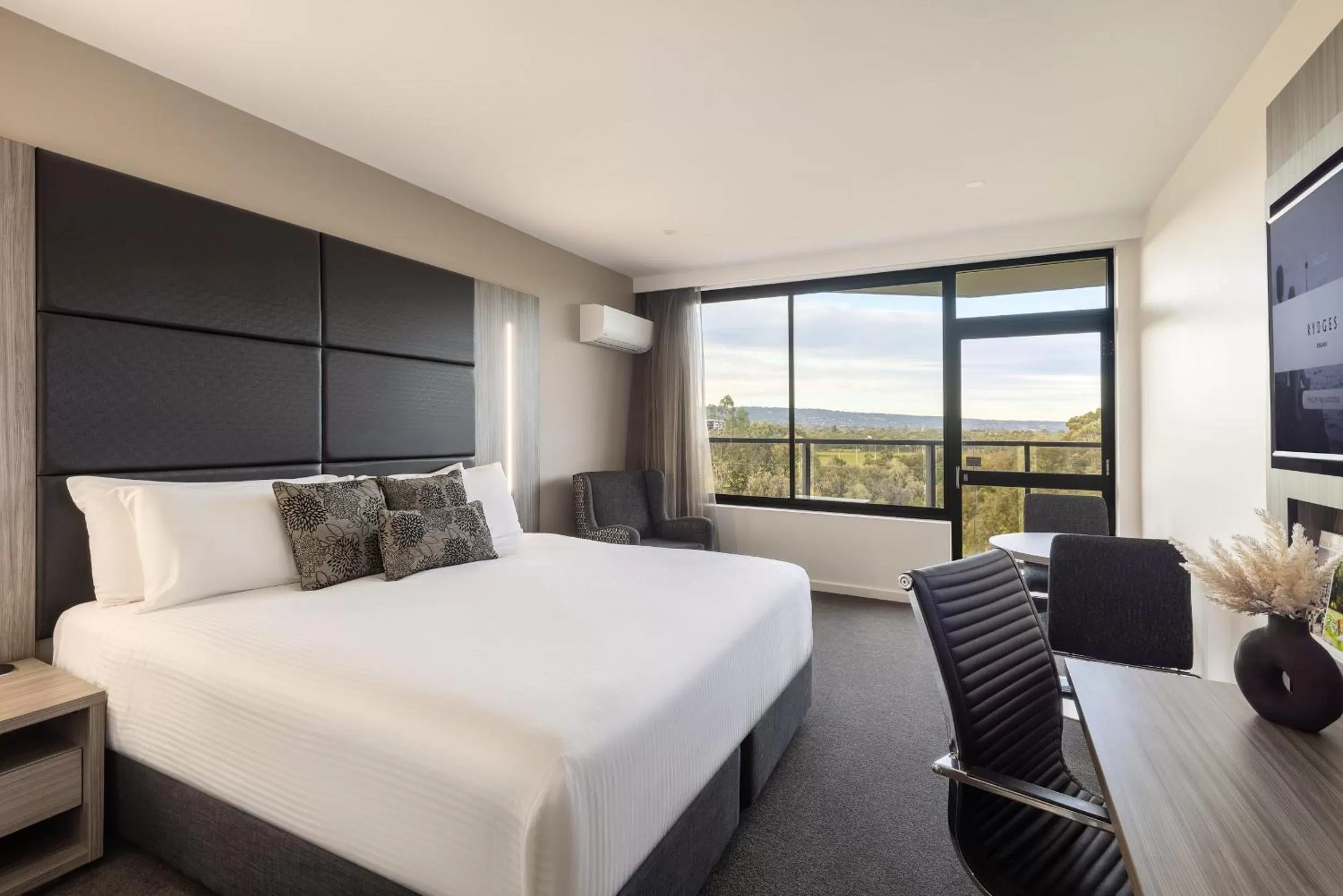 Photo of the whole room, Bed in Rydges South Park Adelaide