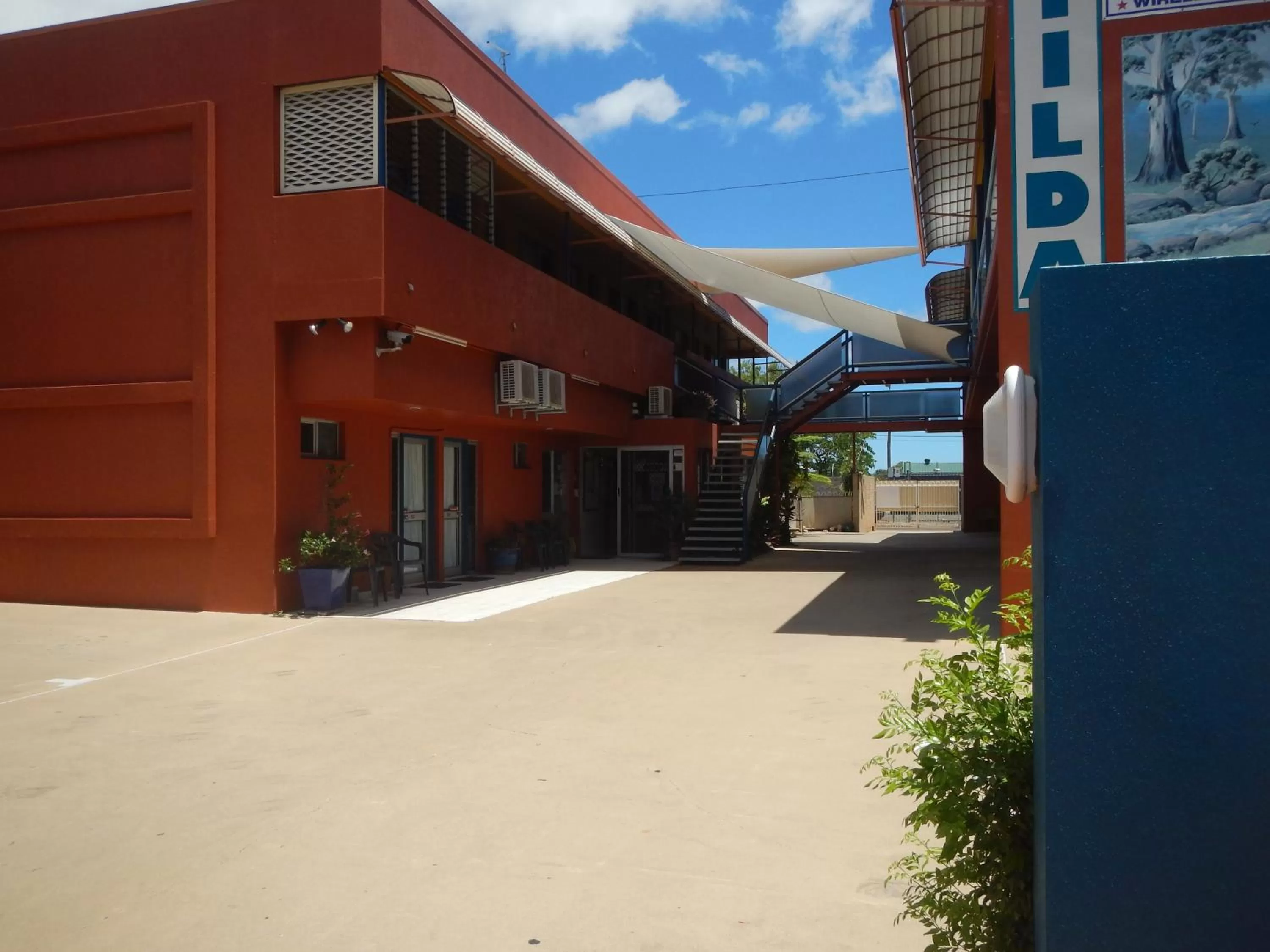 Facade/entrance in Matilda Motel