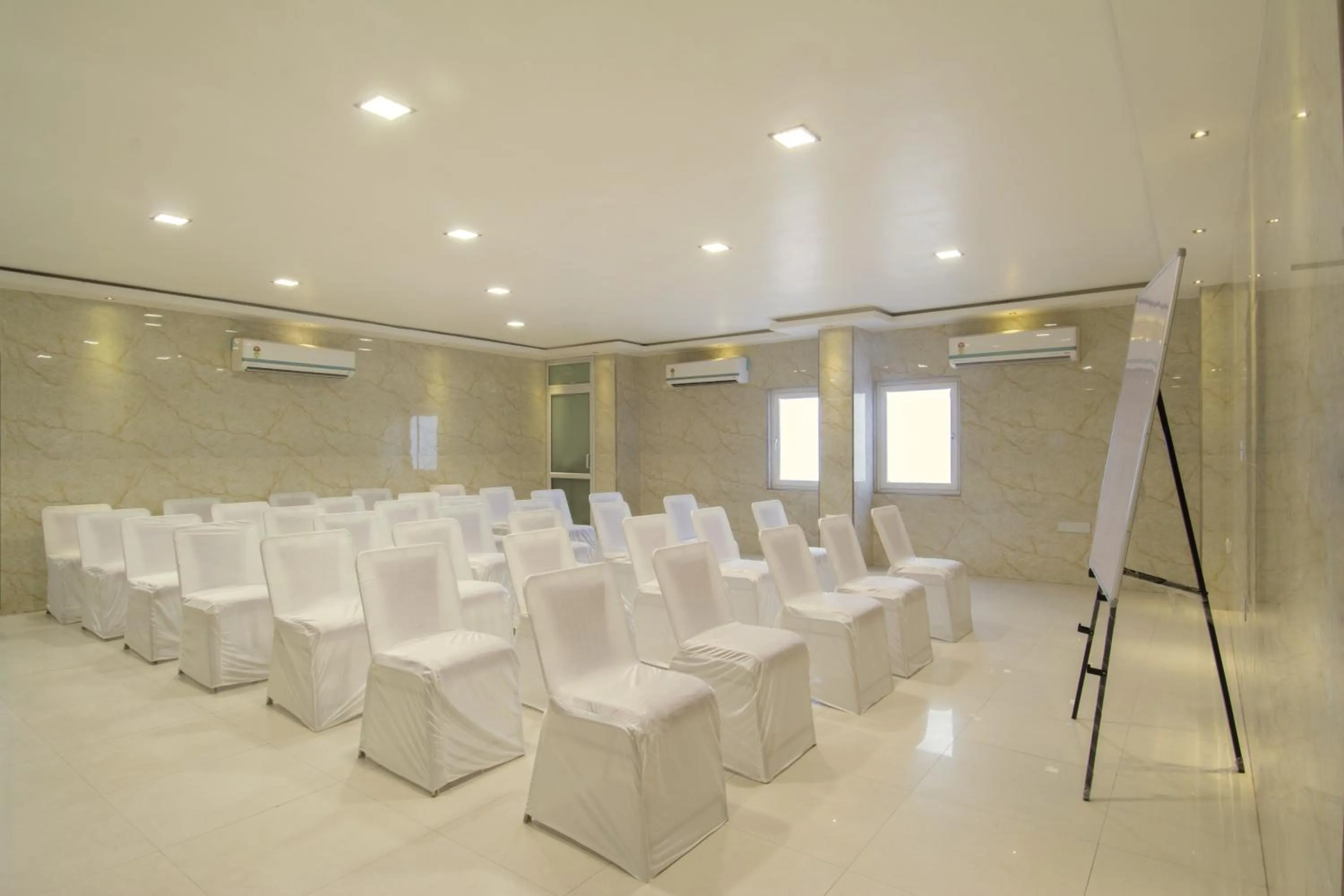 Banquet/Function facilities in Hotel Metropolitan
