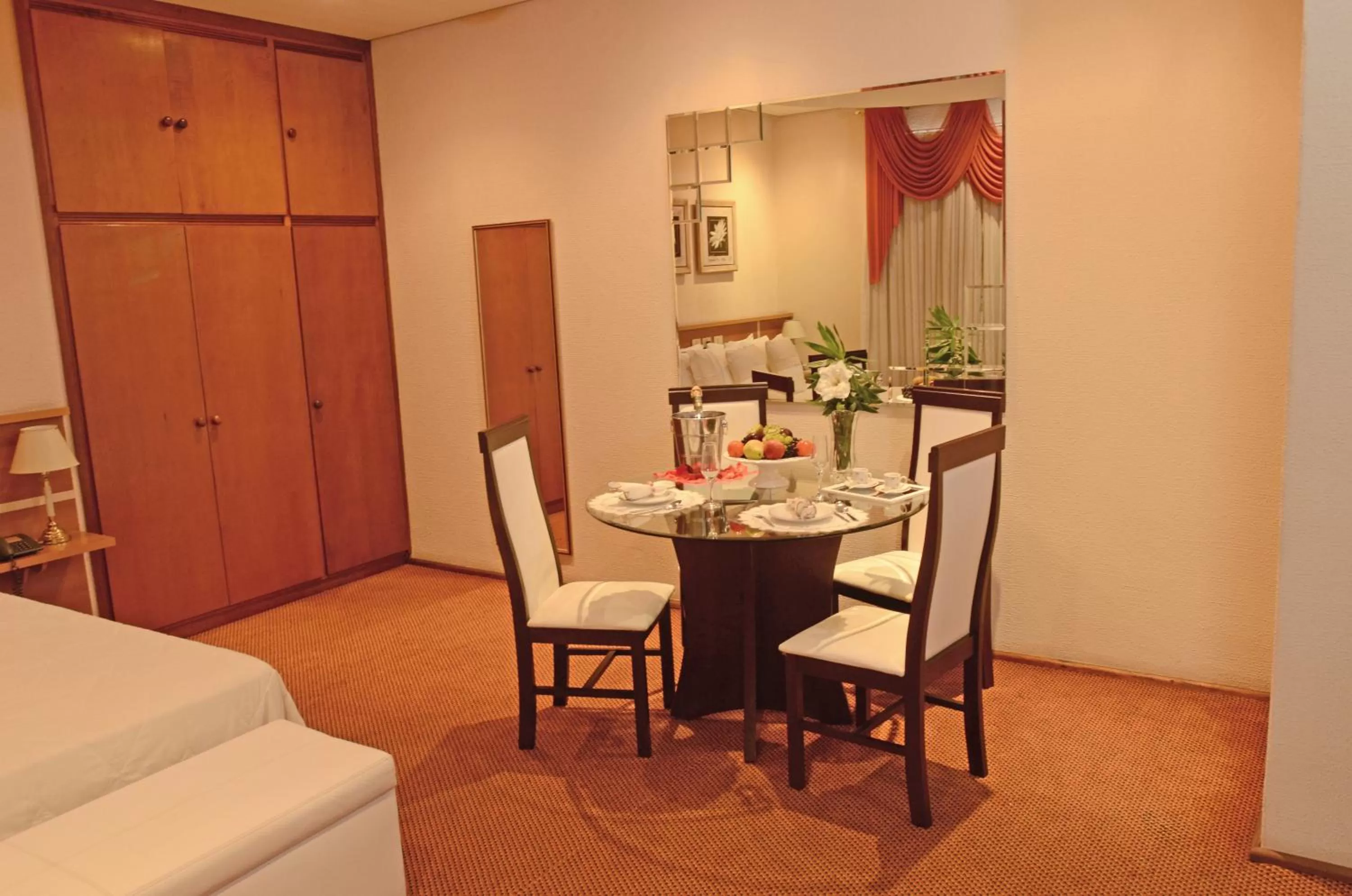 Dining Area in Skalla Hotel Nova Odessa