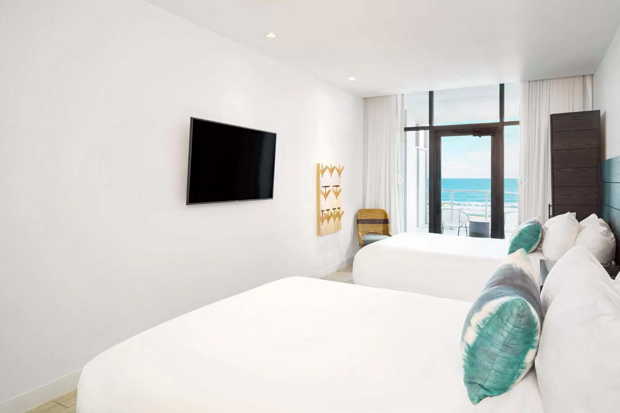 Photo of the whole room, Bed in Wave Resort