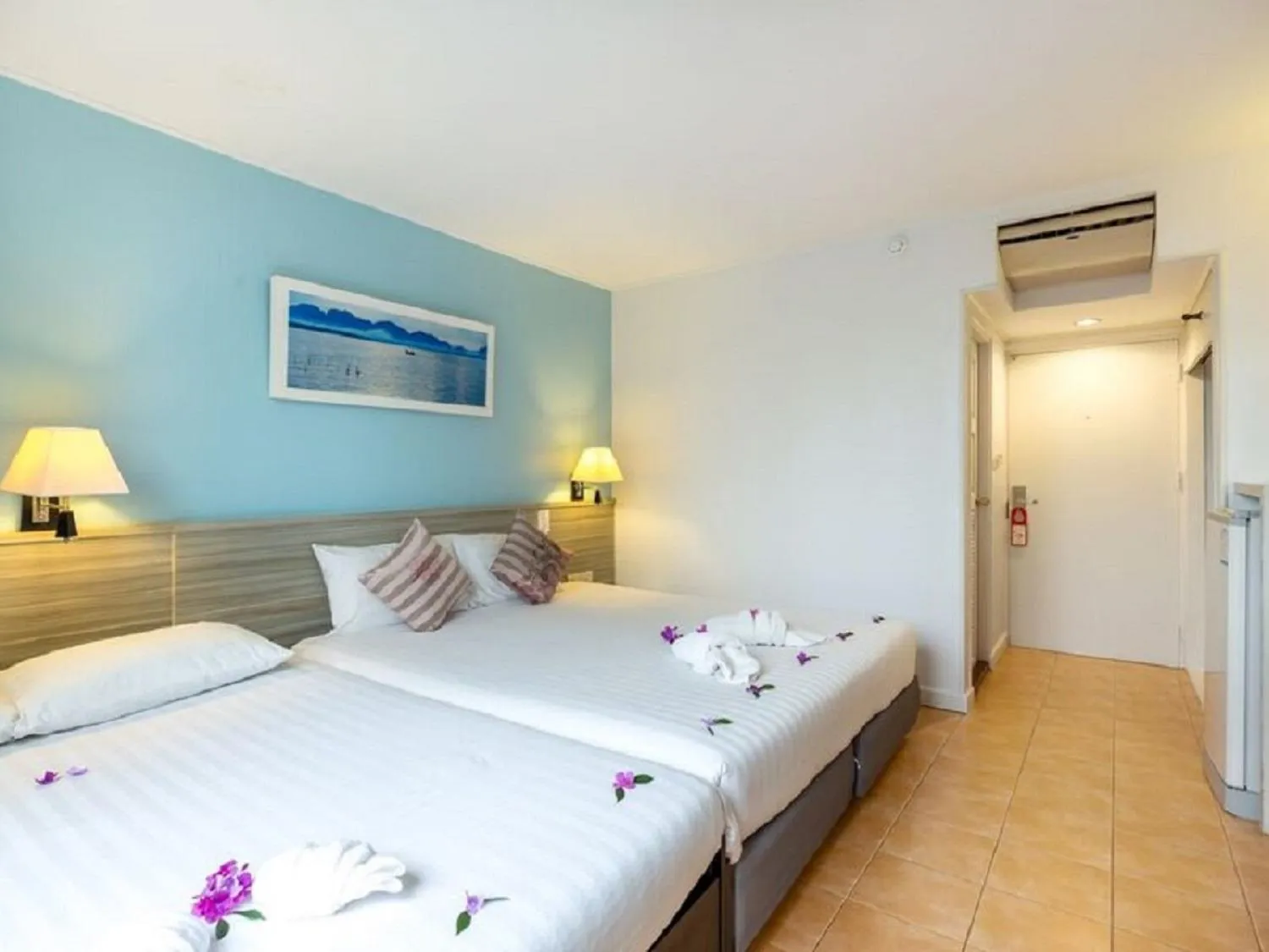 Bed in ON Hotel Phuket - SHA