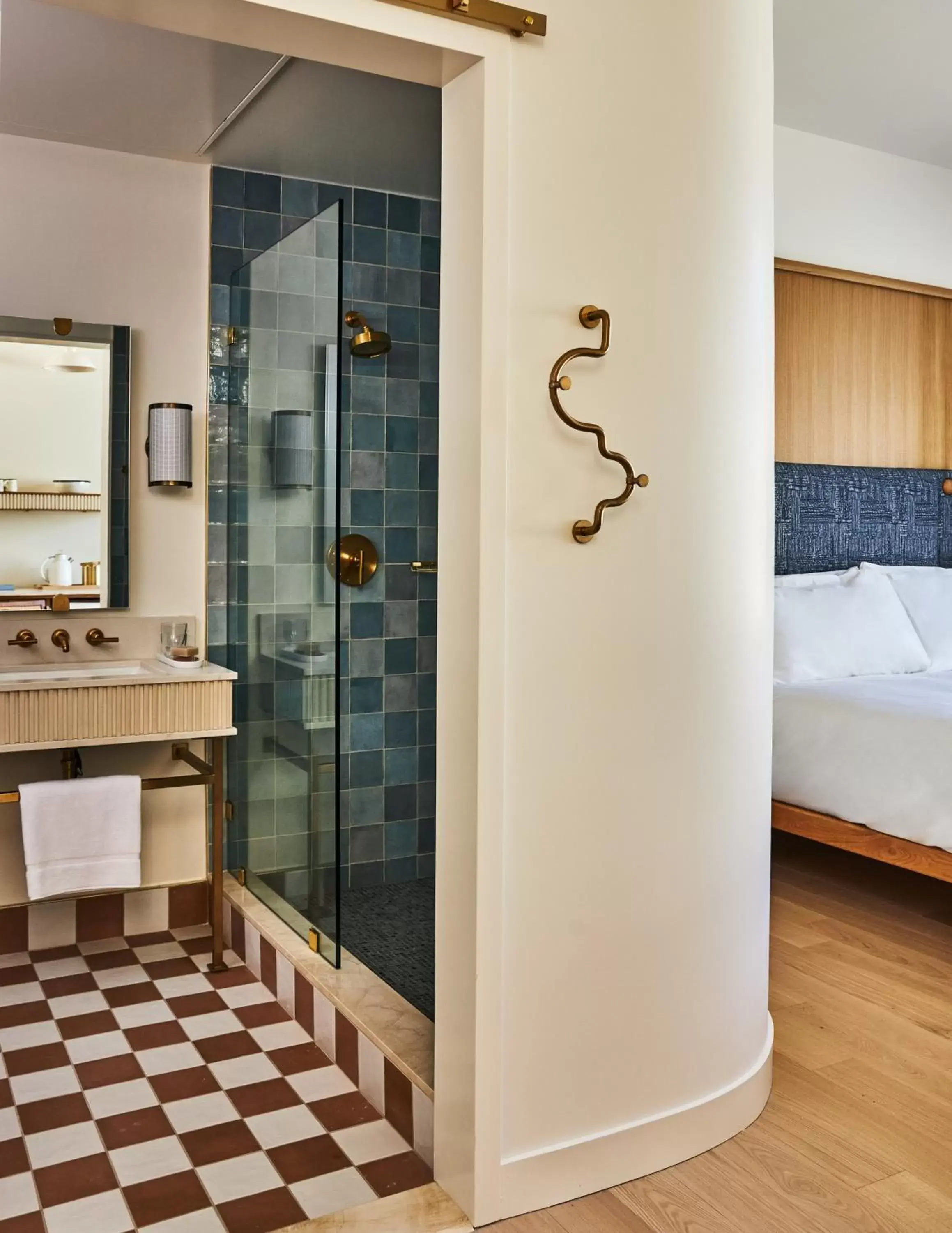 King Room - Disability Access in Alsace LA King Room - Disability Access in Alsace LA