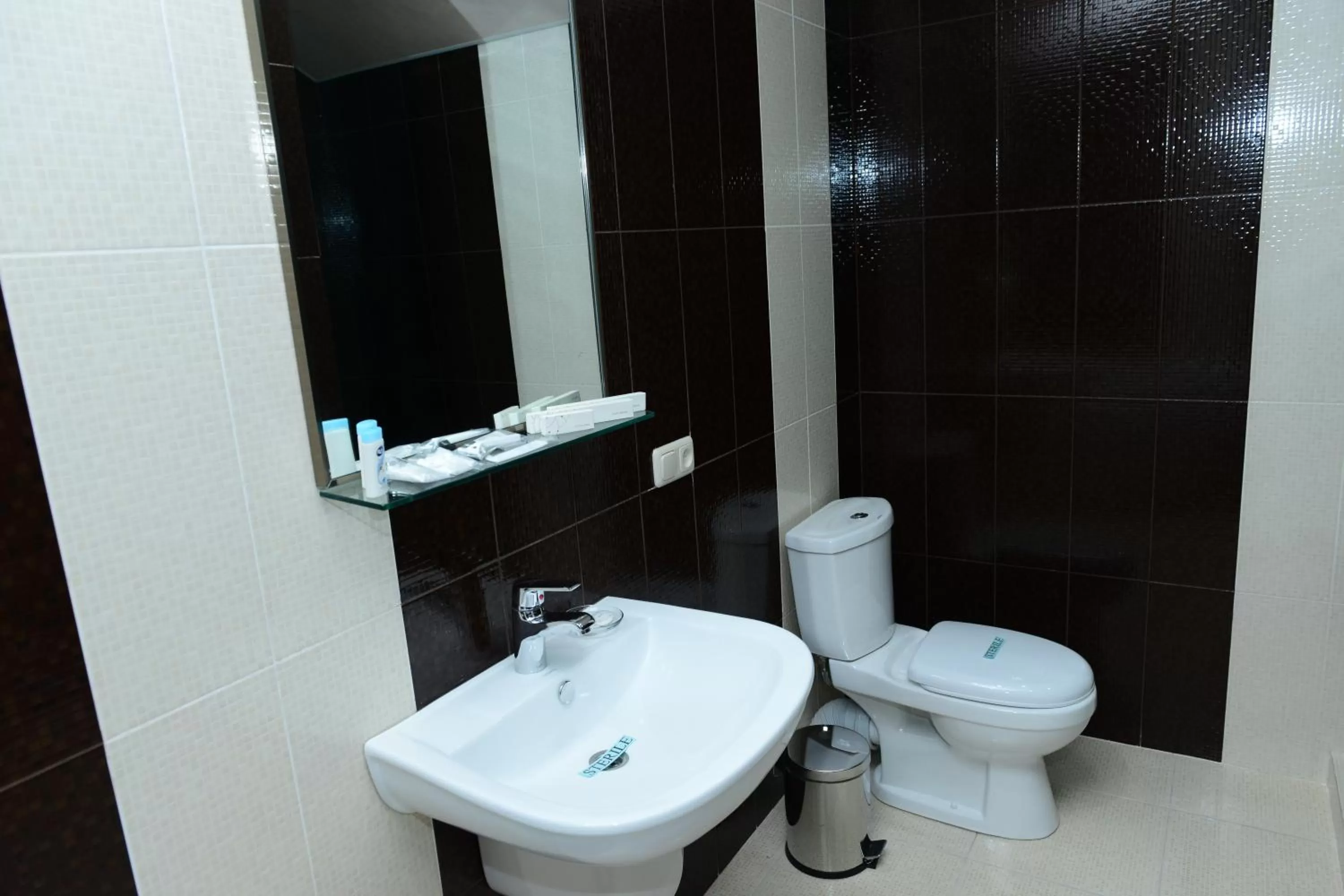 Bathroom in Eridana Hotel