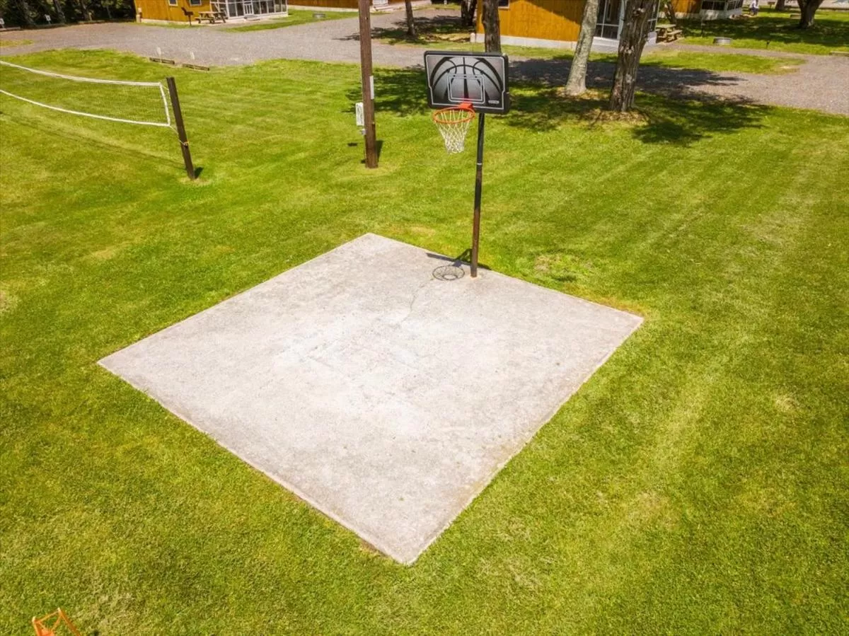 Natural landscape in Beach Bum West-O Motel