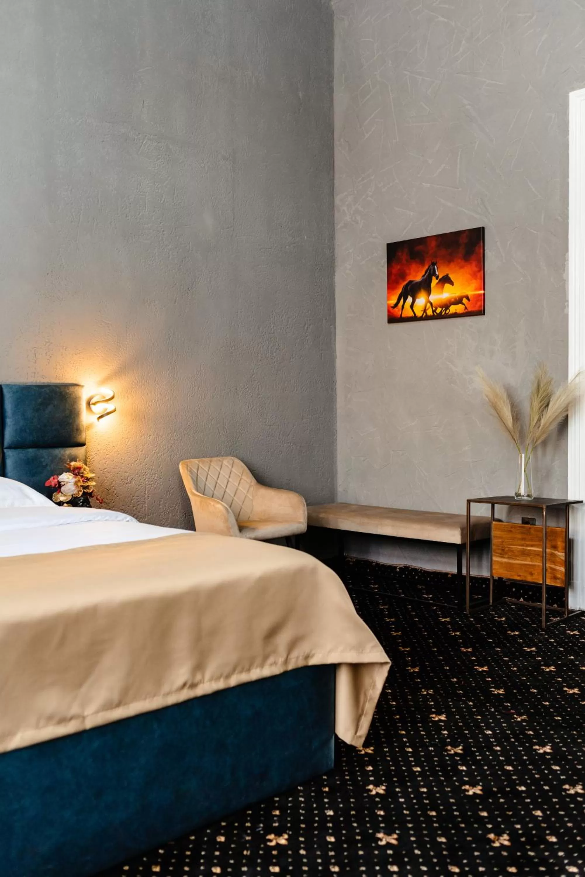 Bed in Palace Bulevard Inn