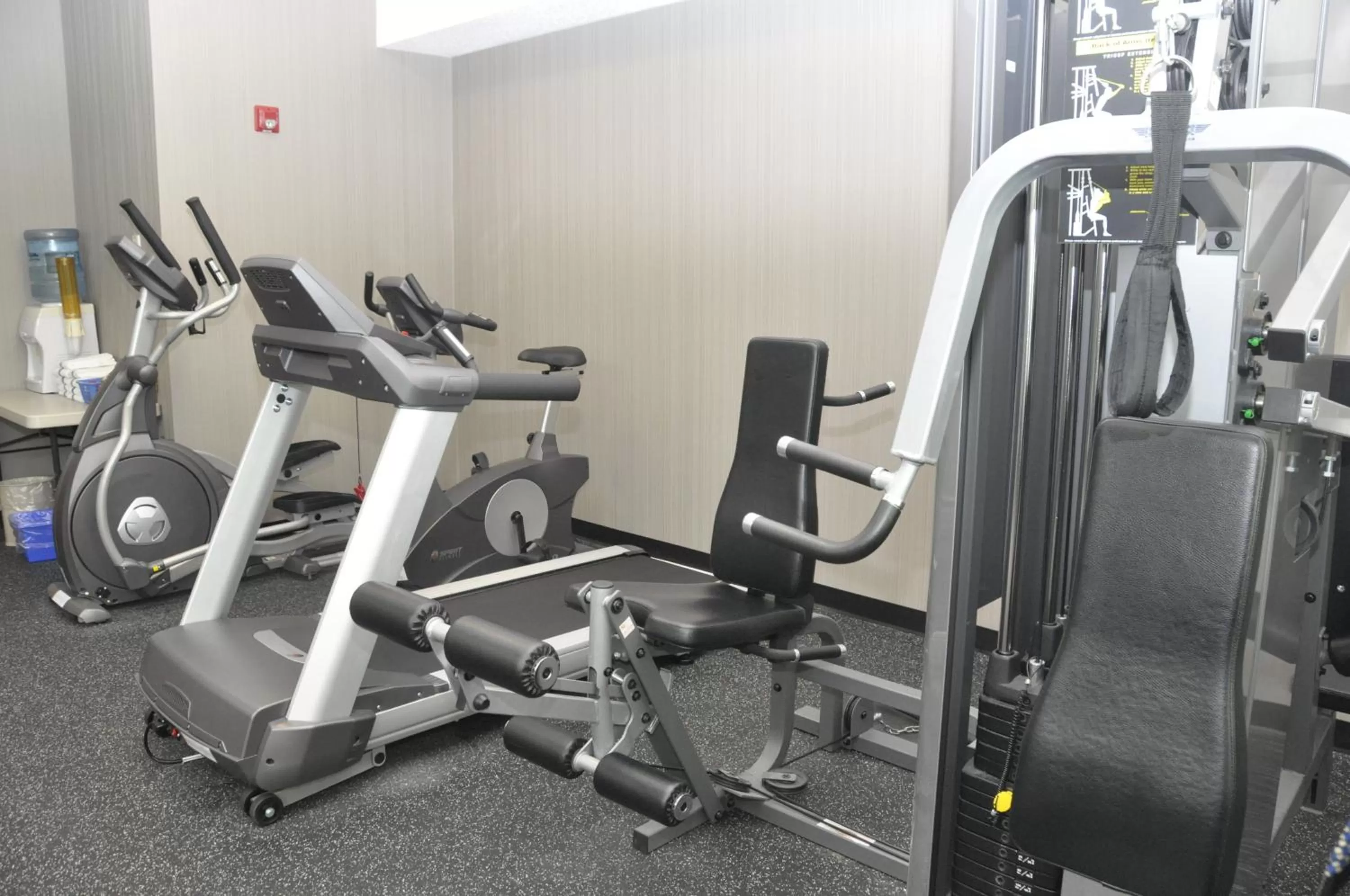 Fitness centre/facilities in Holiday Inn Express Hotel & Suites Barrie by IHG