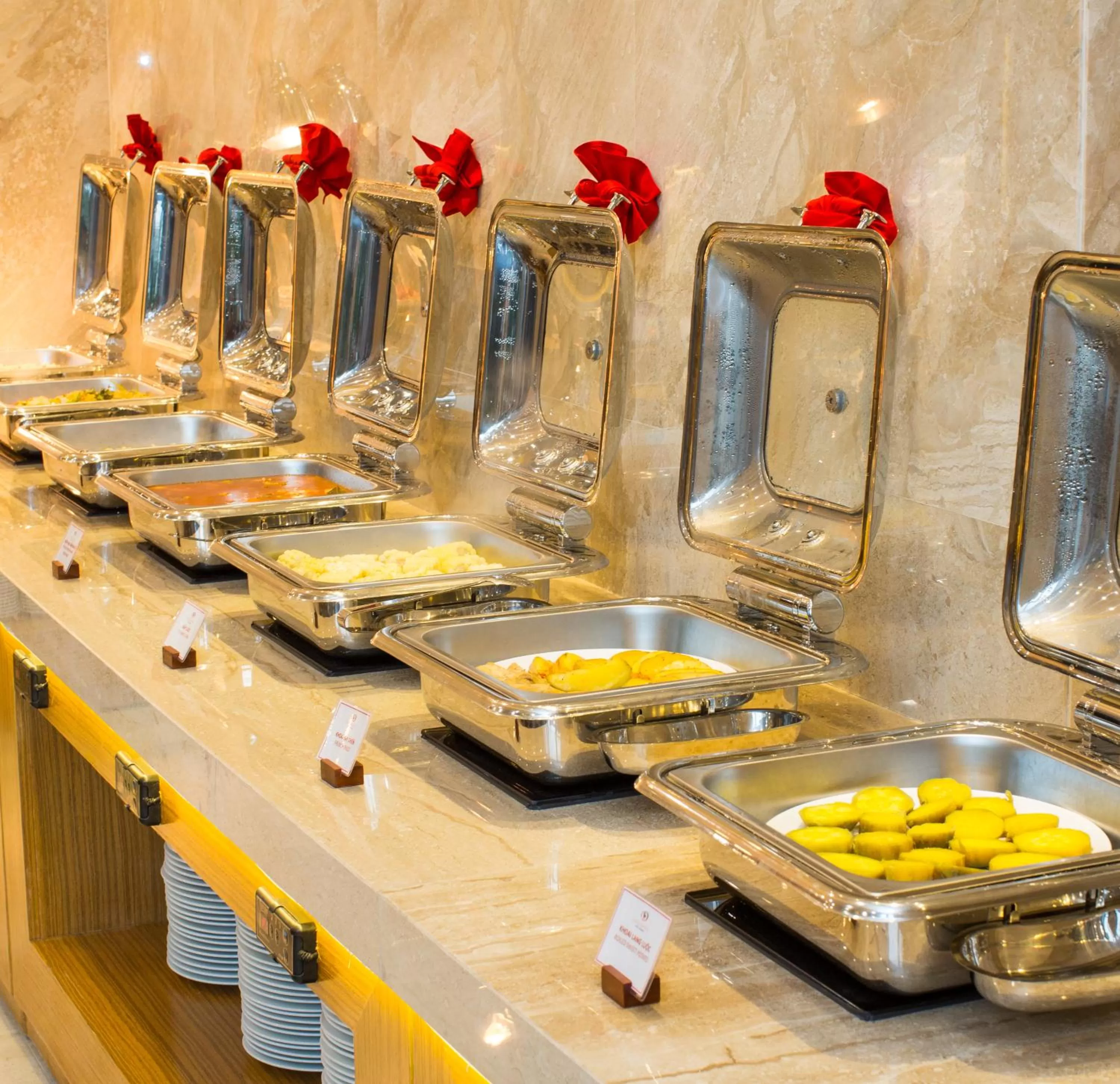 Food and drinks in DTX Hotel Nha Trang