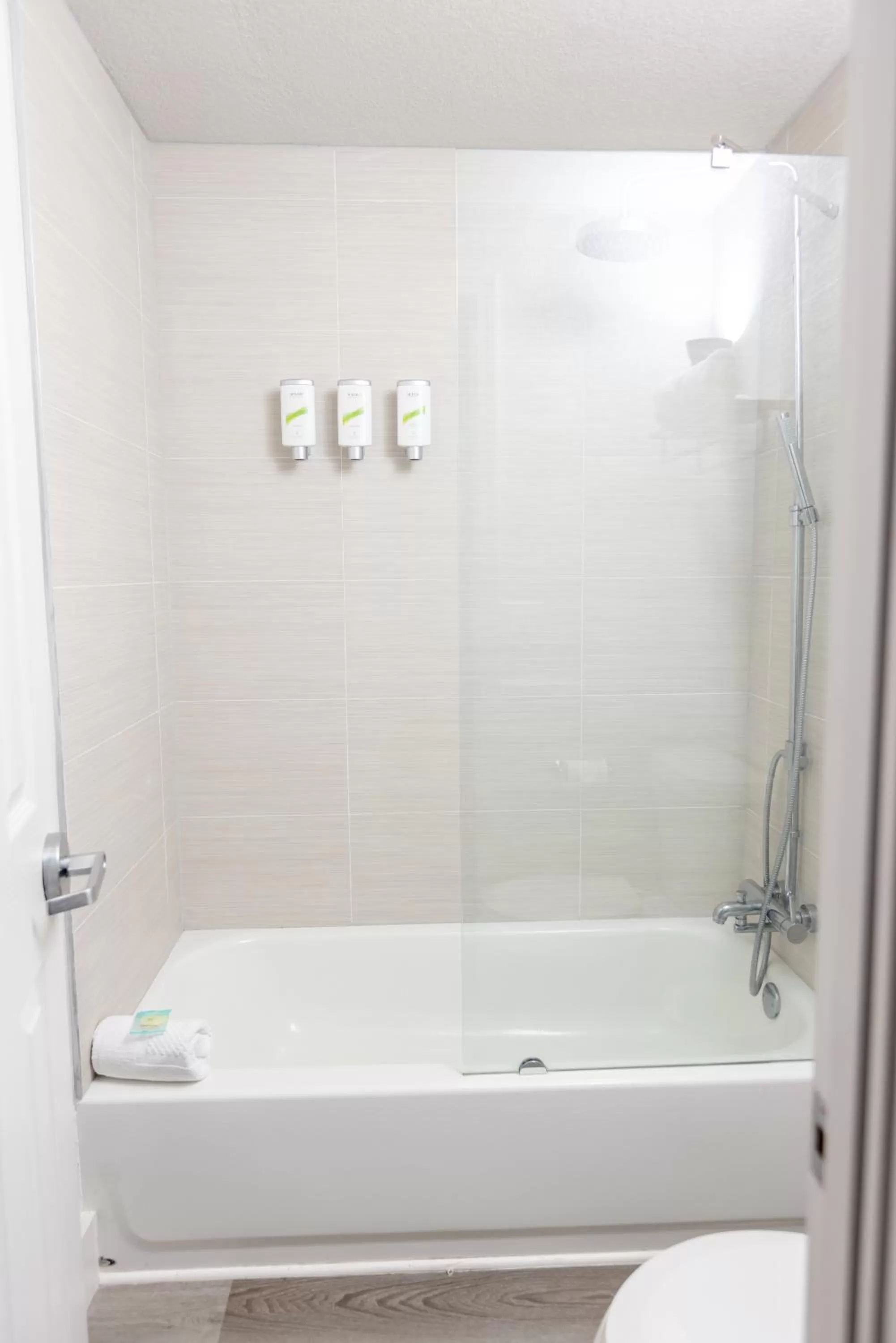 Bathroom in Oneway Brunswick