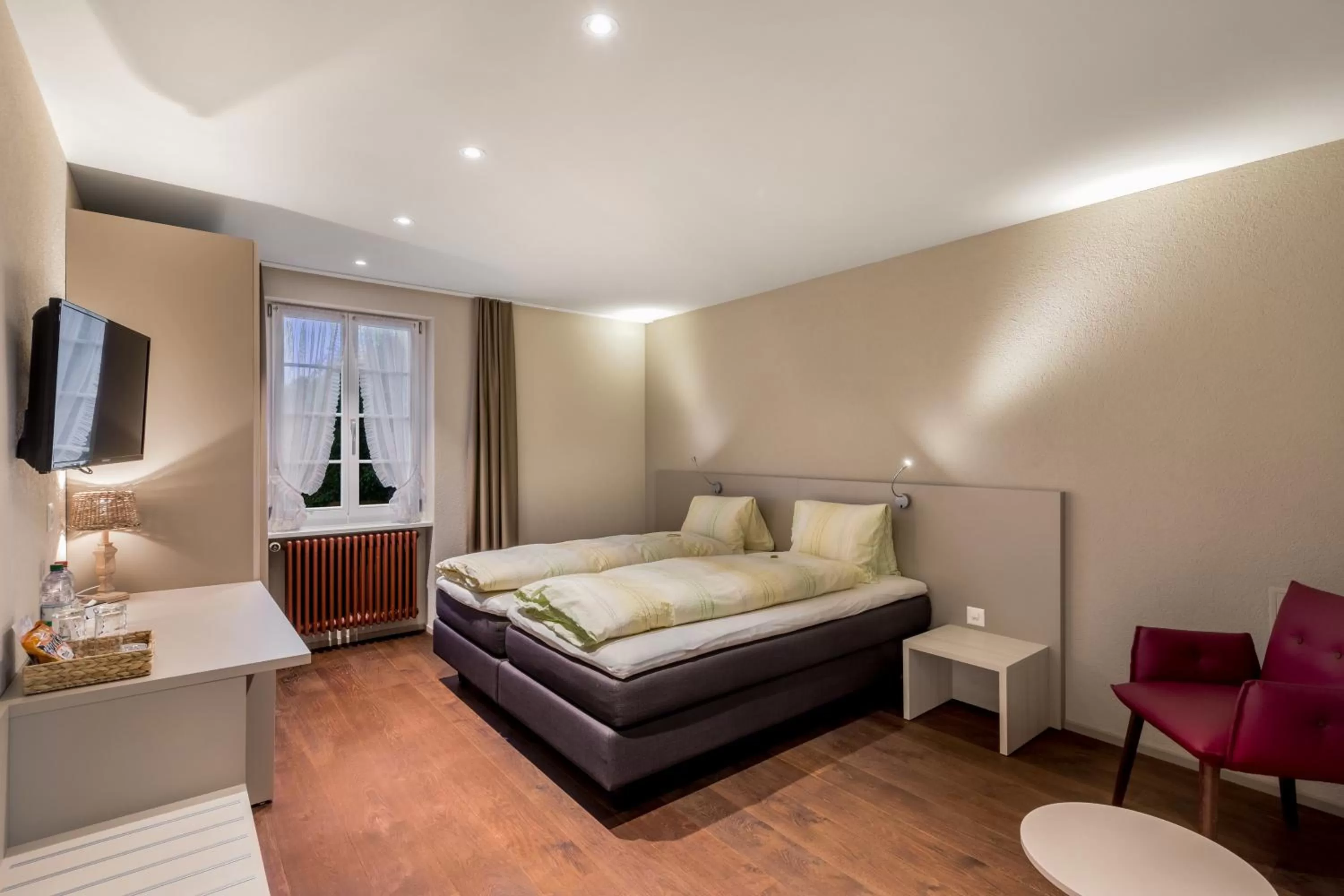 Photo of the whole room, Bed in Hotel Gasthaus Hirschen