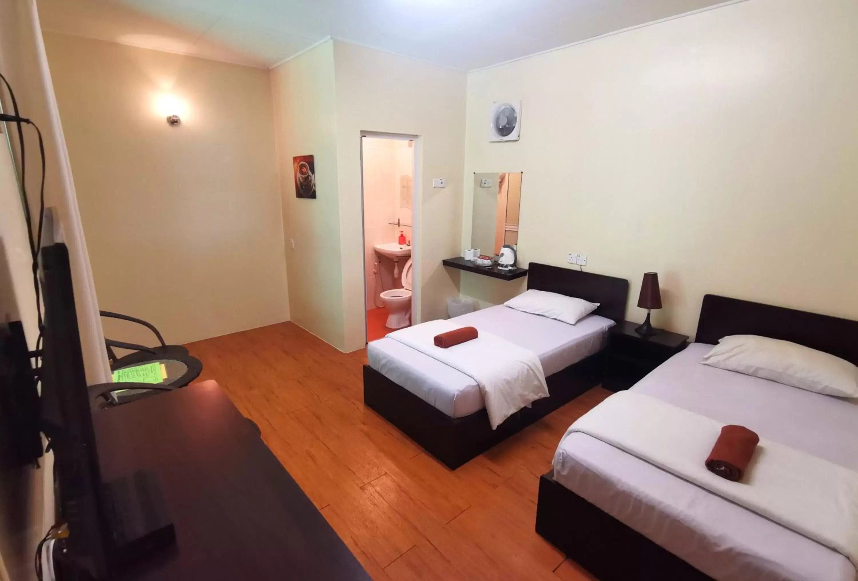 Deluxe Double or Twin Room in Sabak Awor Resort Deluxe Double or Twin Room in Sabak Awor Resort