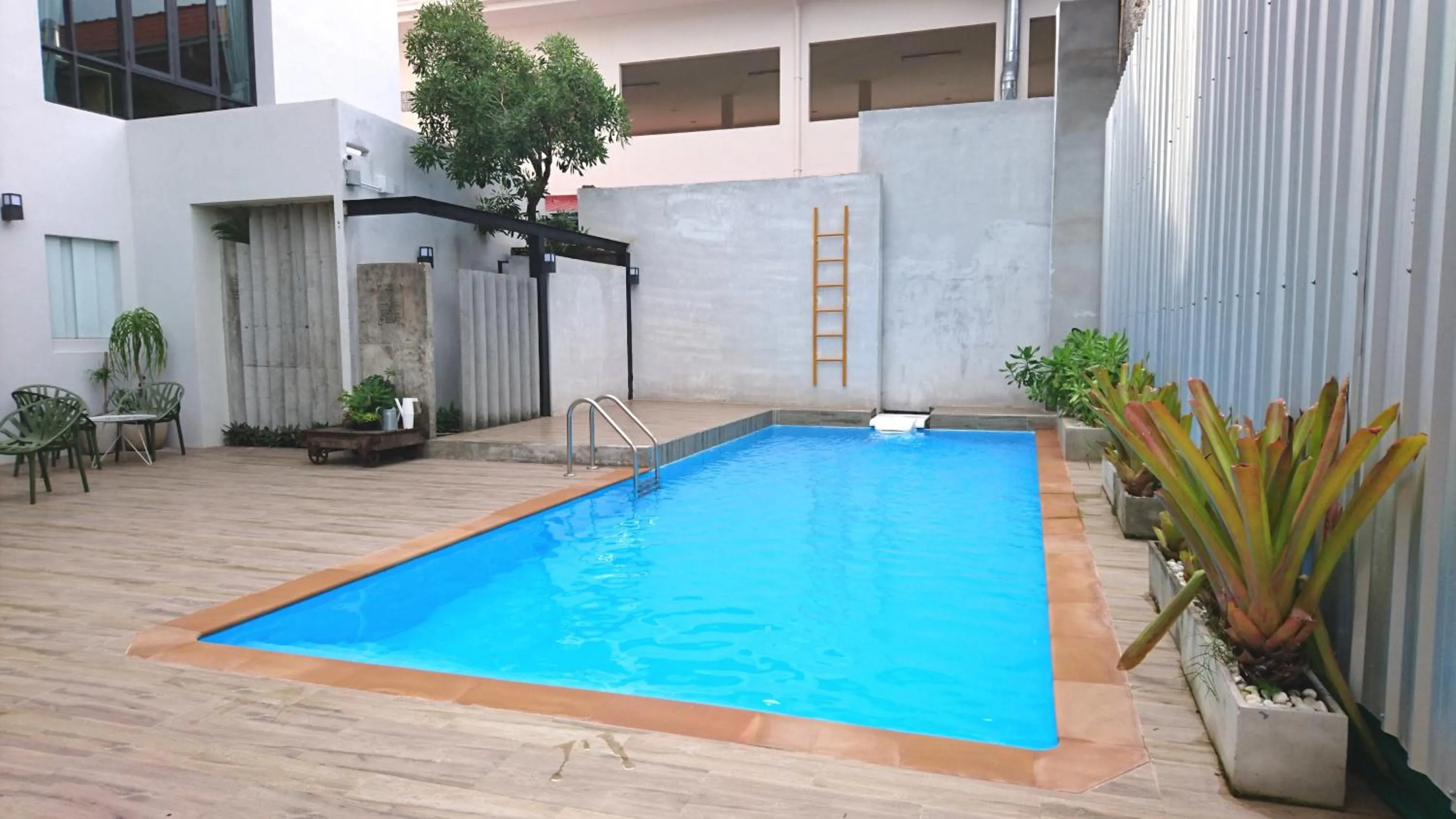 Swimming pool in NornDee Hotel