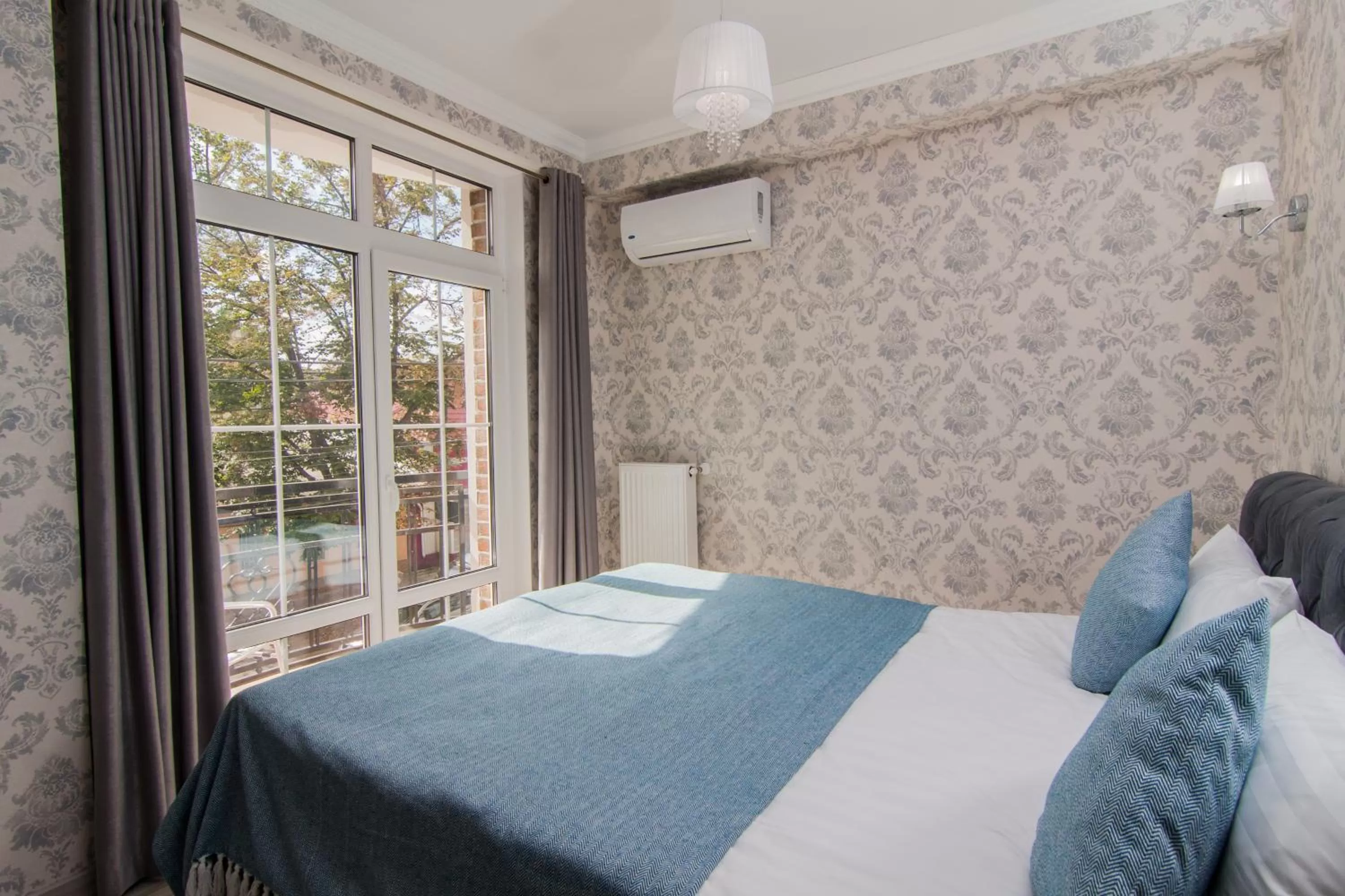 Decorative detail, Bed in Klassik Hotel