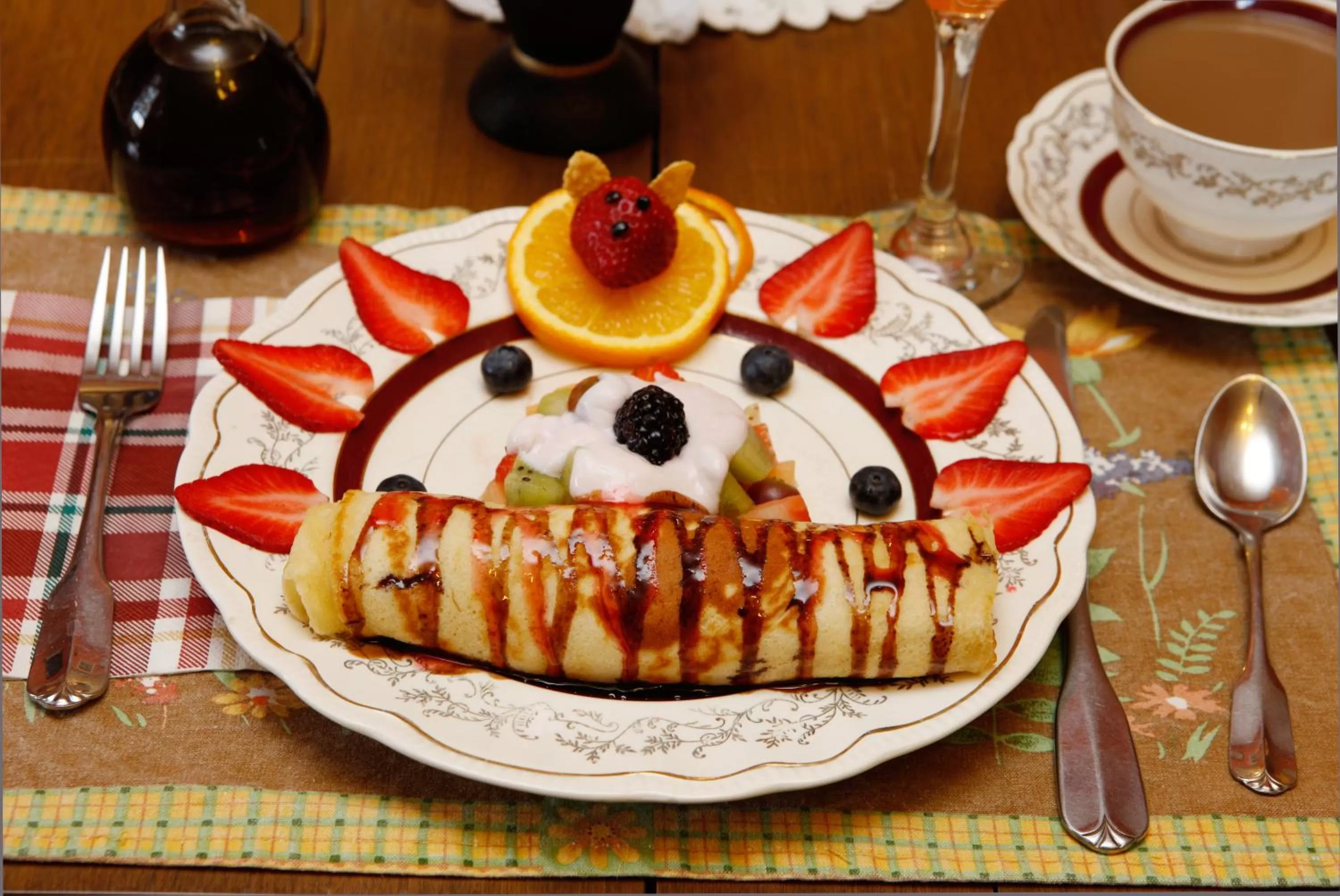 Dining area in À Amour et Amitié