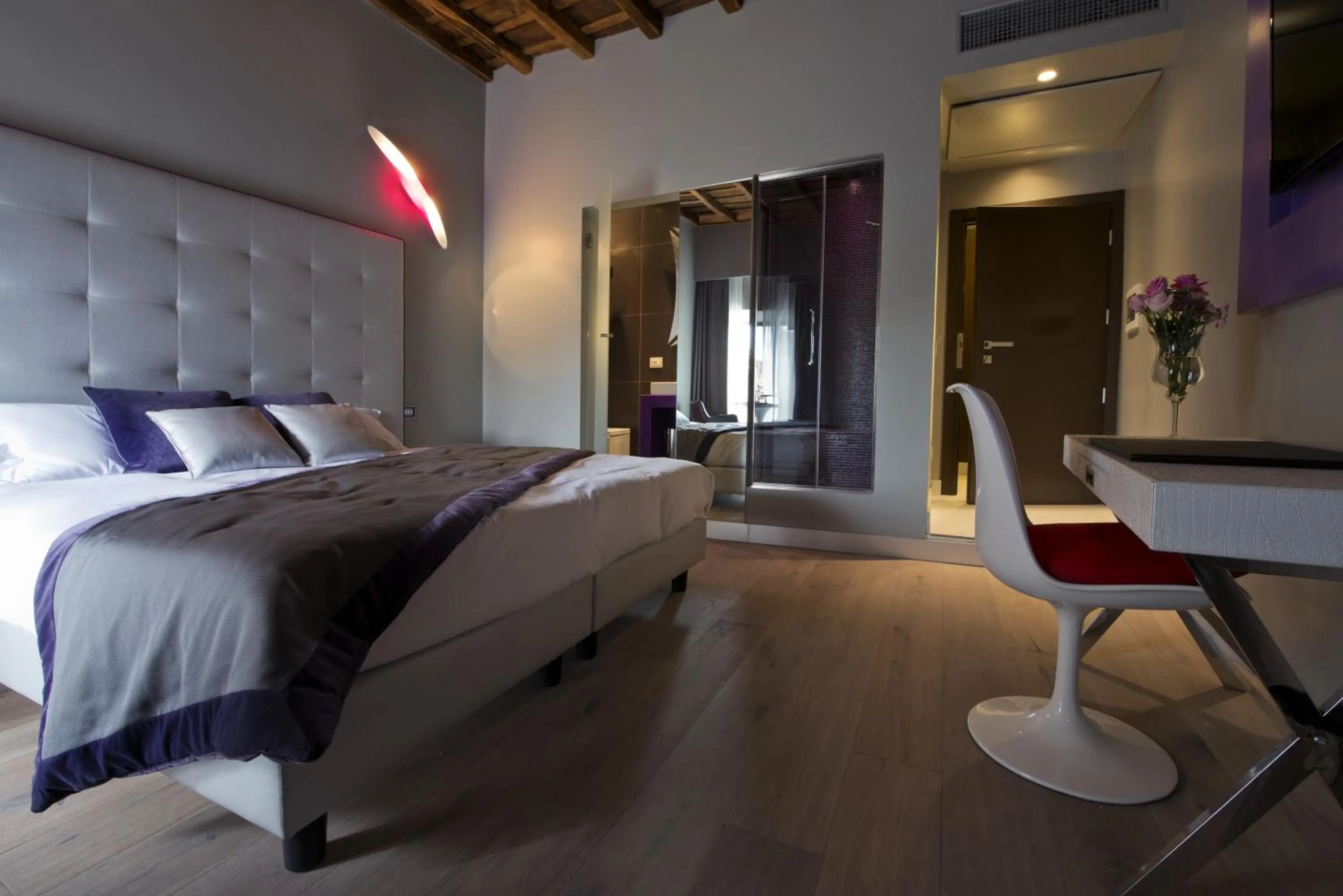 Photo of the whole room, Bed in Torre Argentina Relais - Residenze di Charme