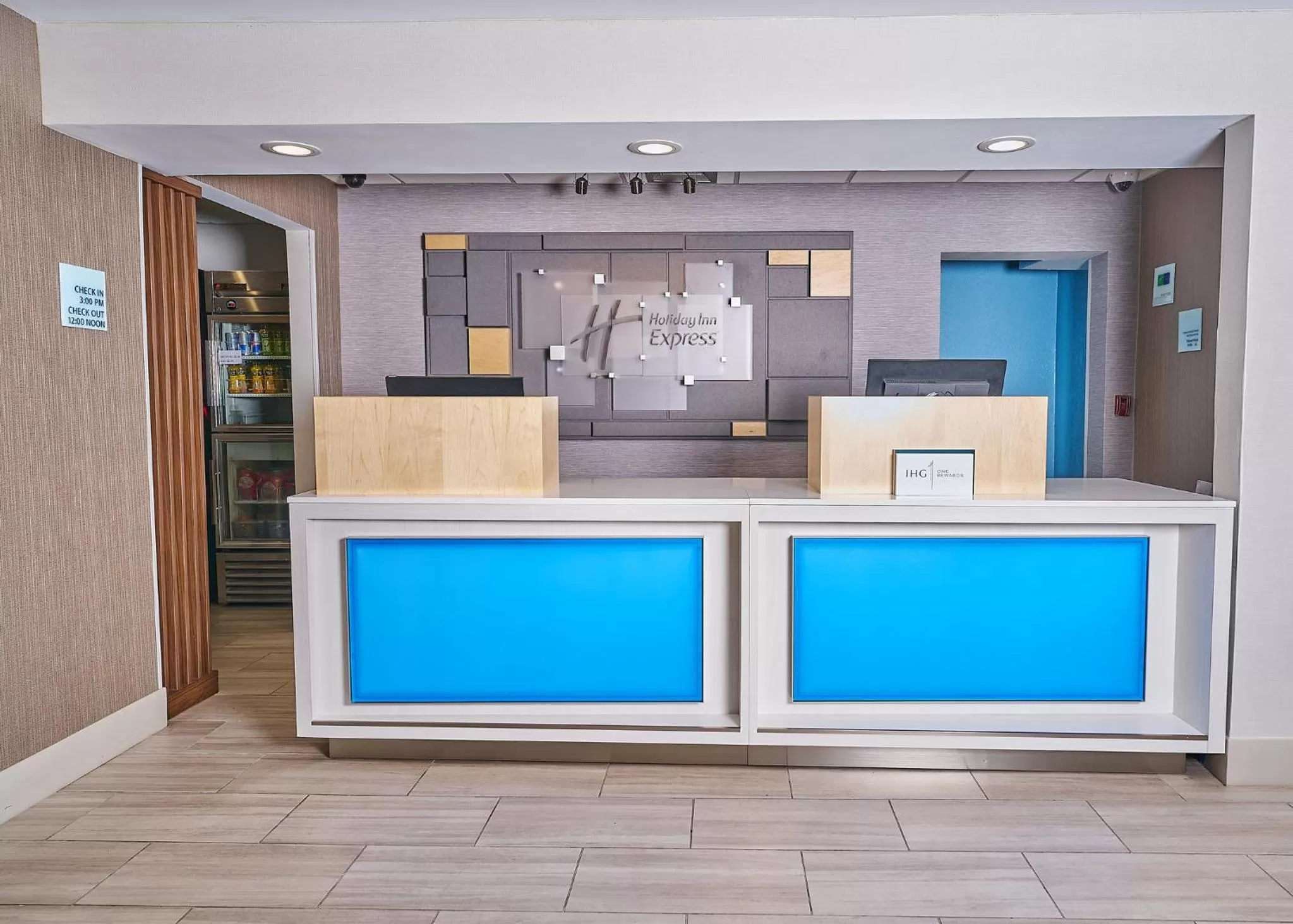 Property building in Holiday Inn Express Charleston-Civic Center by IHG