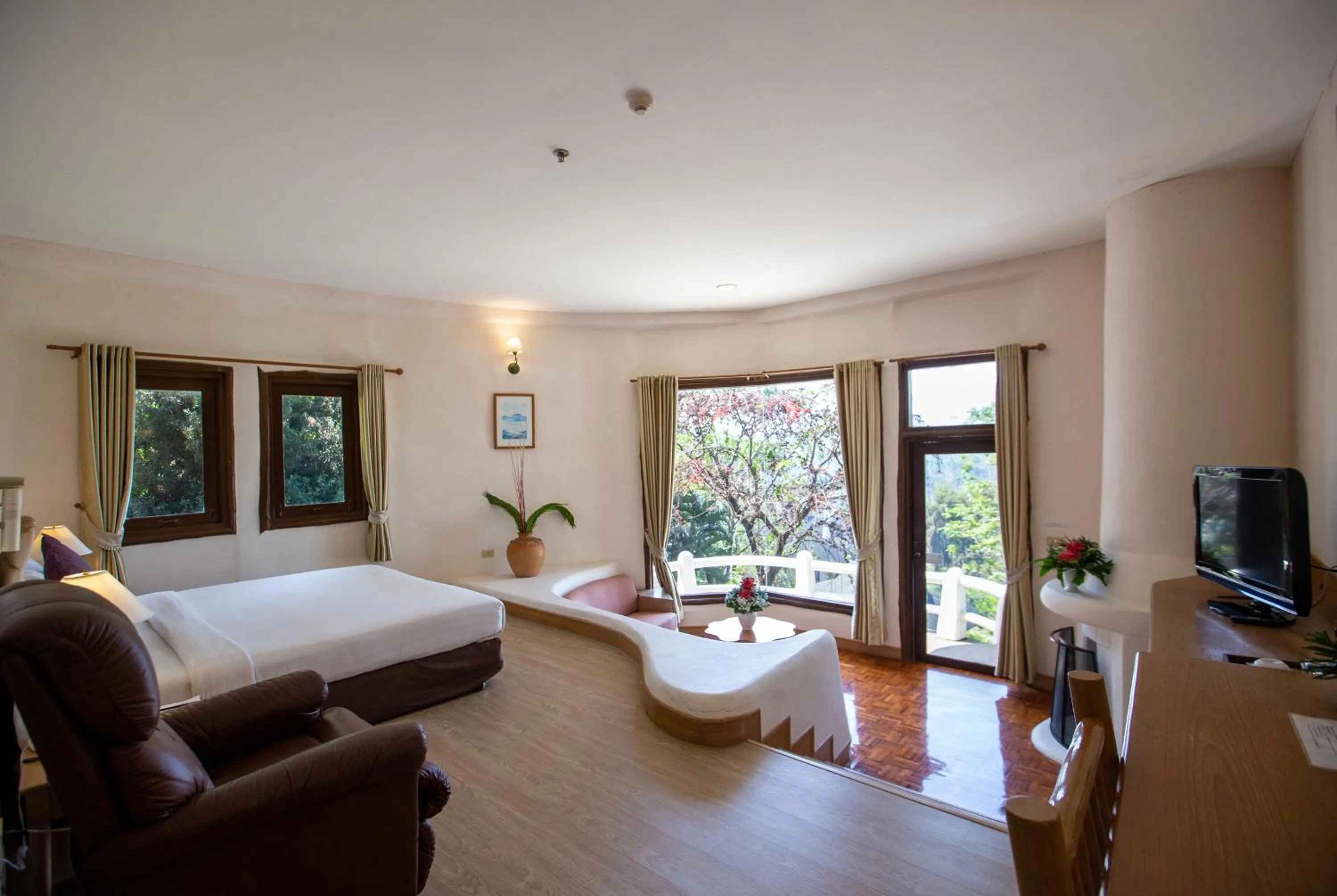 Bed in Imperial Phukaew Hill Resort