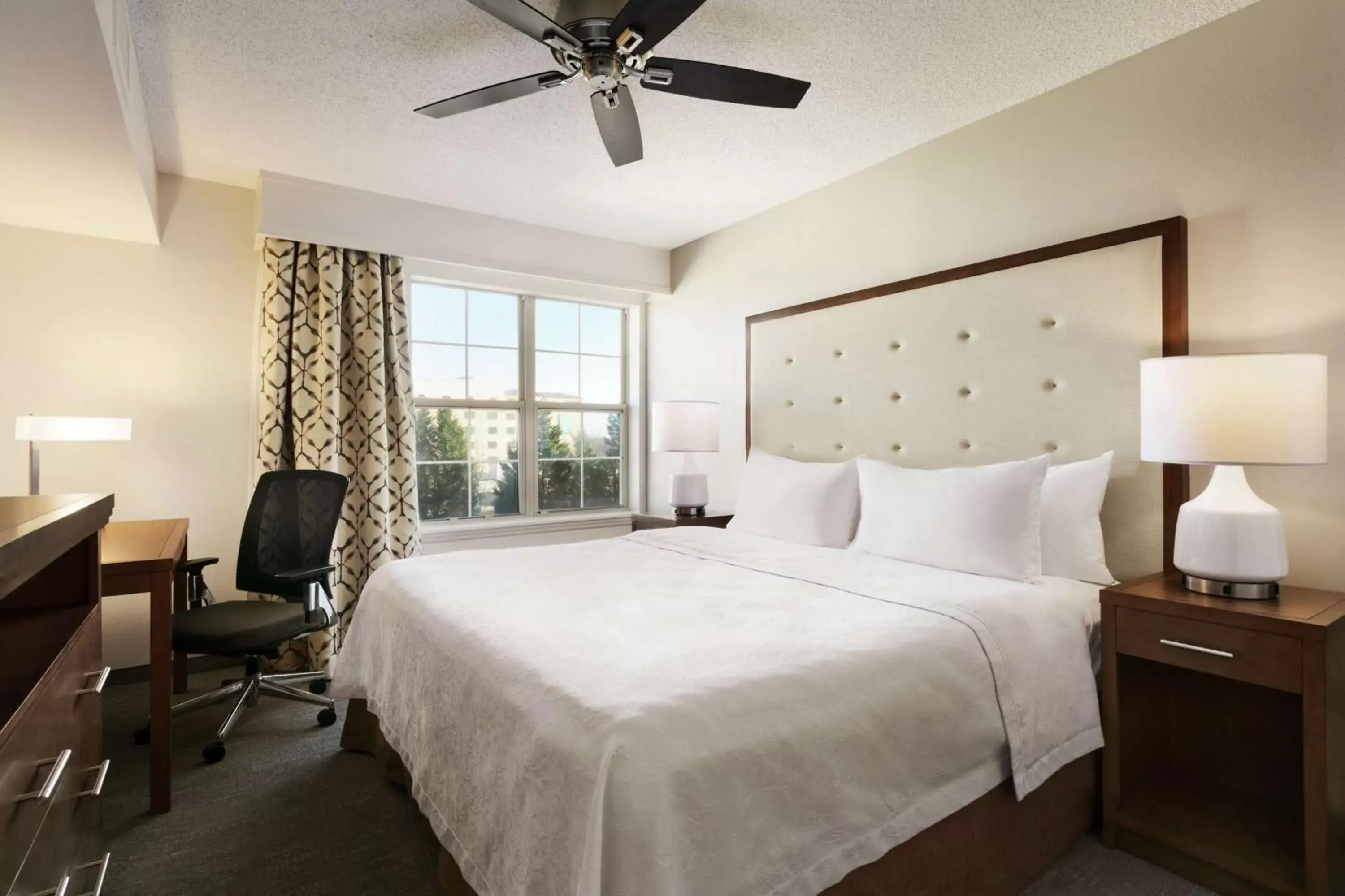 Two-Bedroom Suite - Non-Smoking in Homewood Suites by Hilton Kansas City Airport Two-Bedroom Suite - Non-Smoking in Homewood Suites by Hilton Kansas City Airport