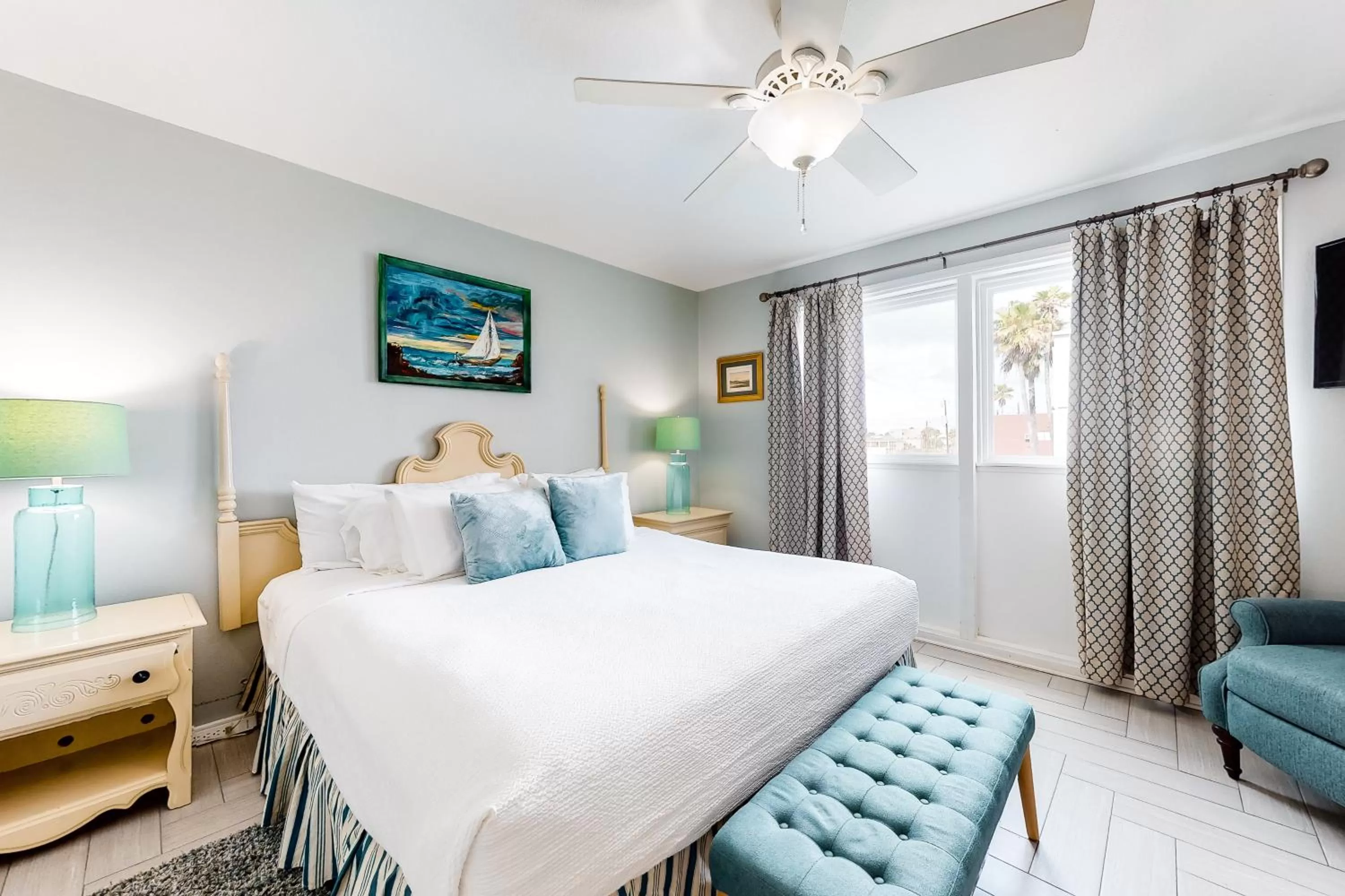 Bed in La Internacional Condominiums #210