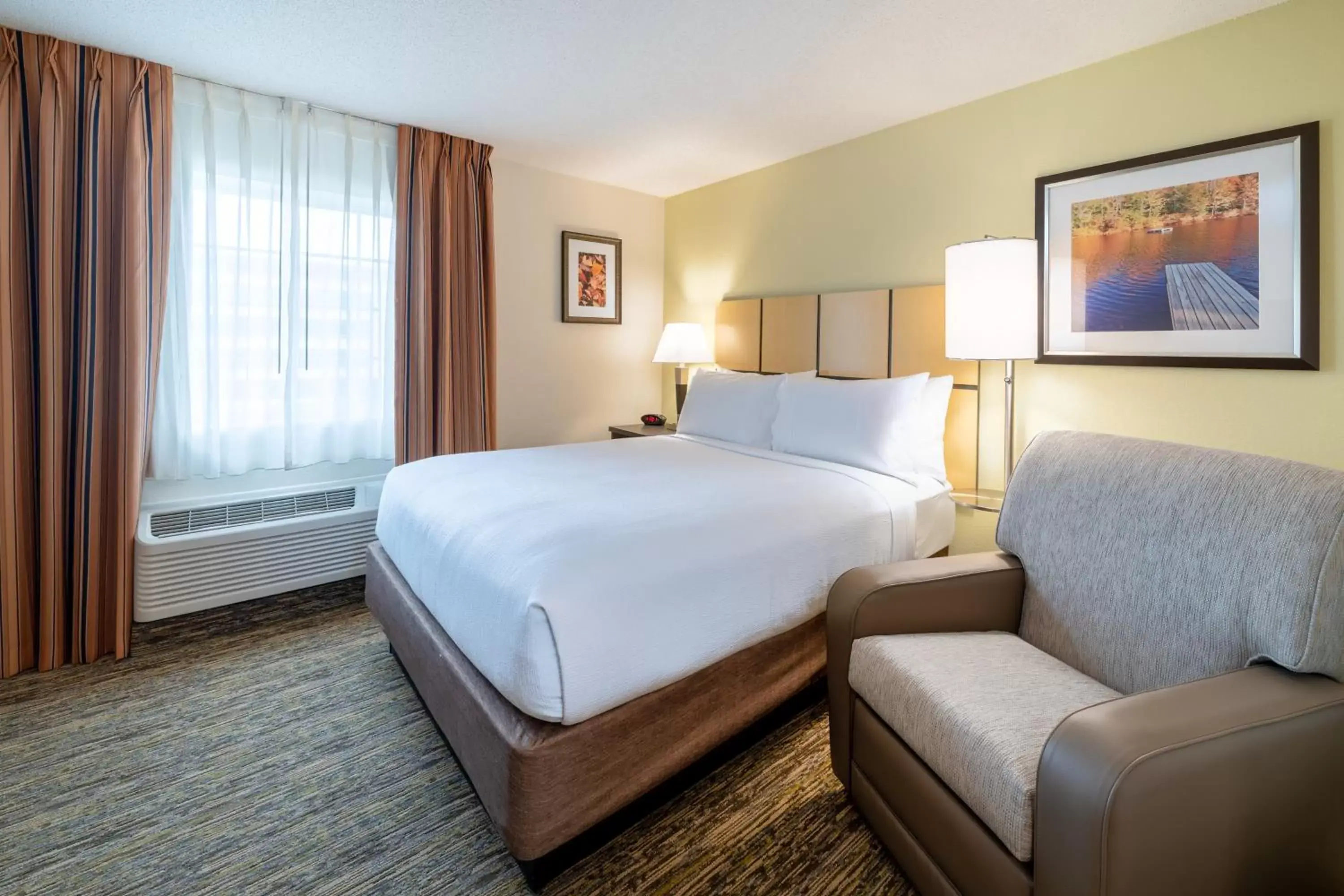Studio Suite in Candlewood Suites Washington-Dulles Herndon by IHG Studio Suite in Candlewood Suites Washington-Dulles Herndon by IHG