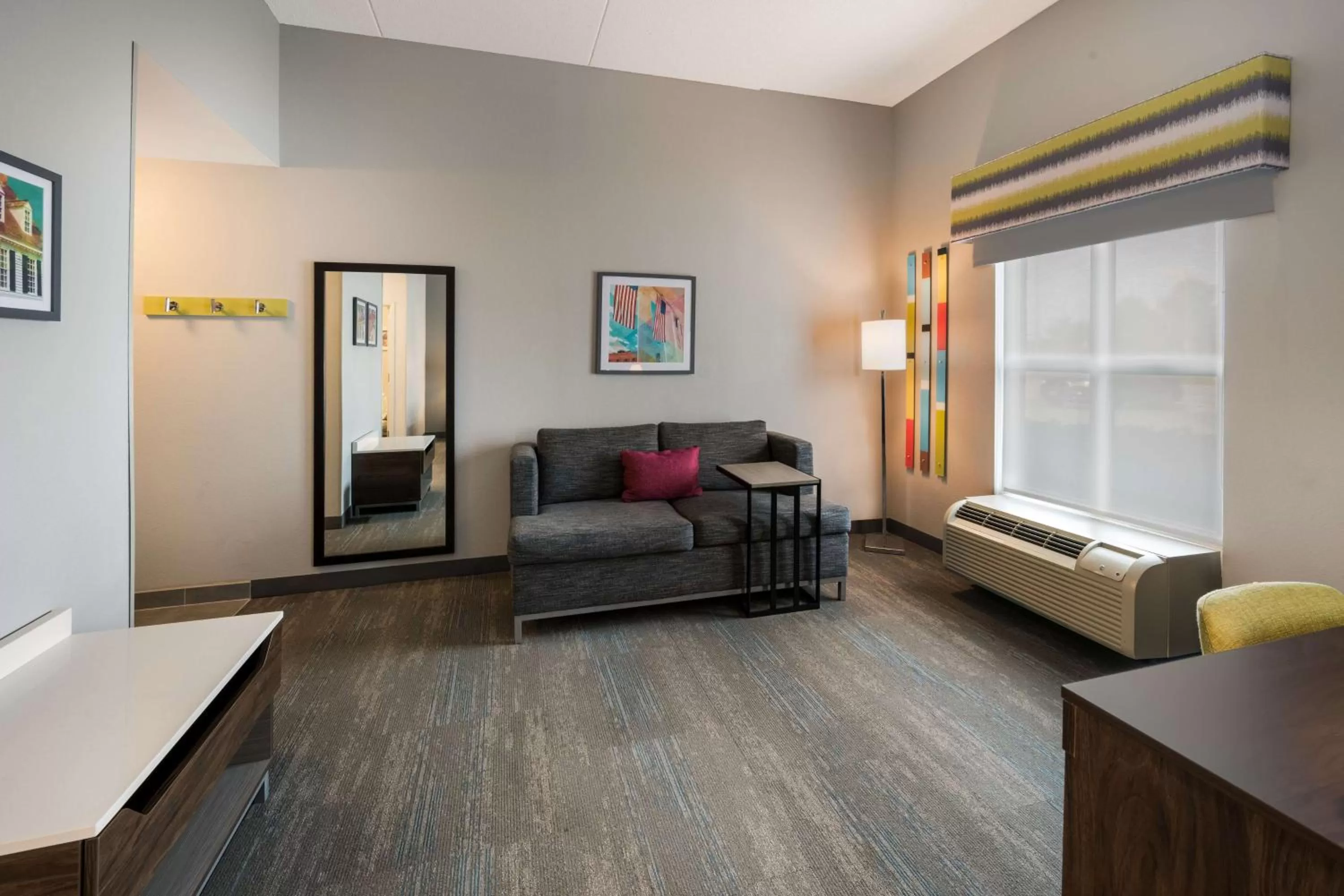 One King Studio Suite Non-Smoking in Hampton Inn and Suites Fredericksburg