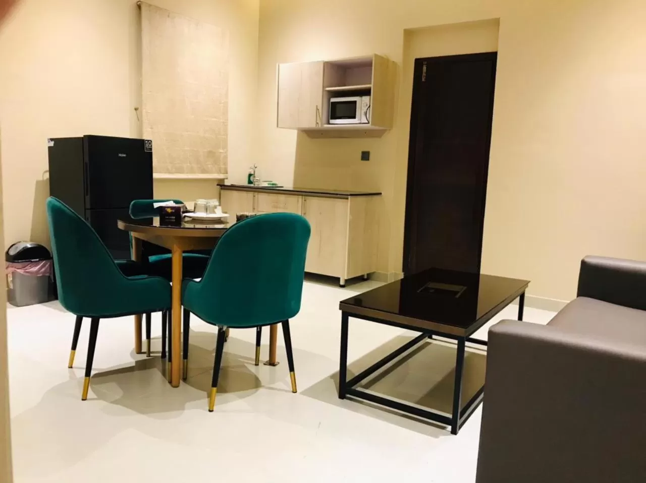 TV and multimedia in Hamsun Shahrah-e-Faisal