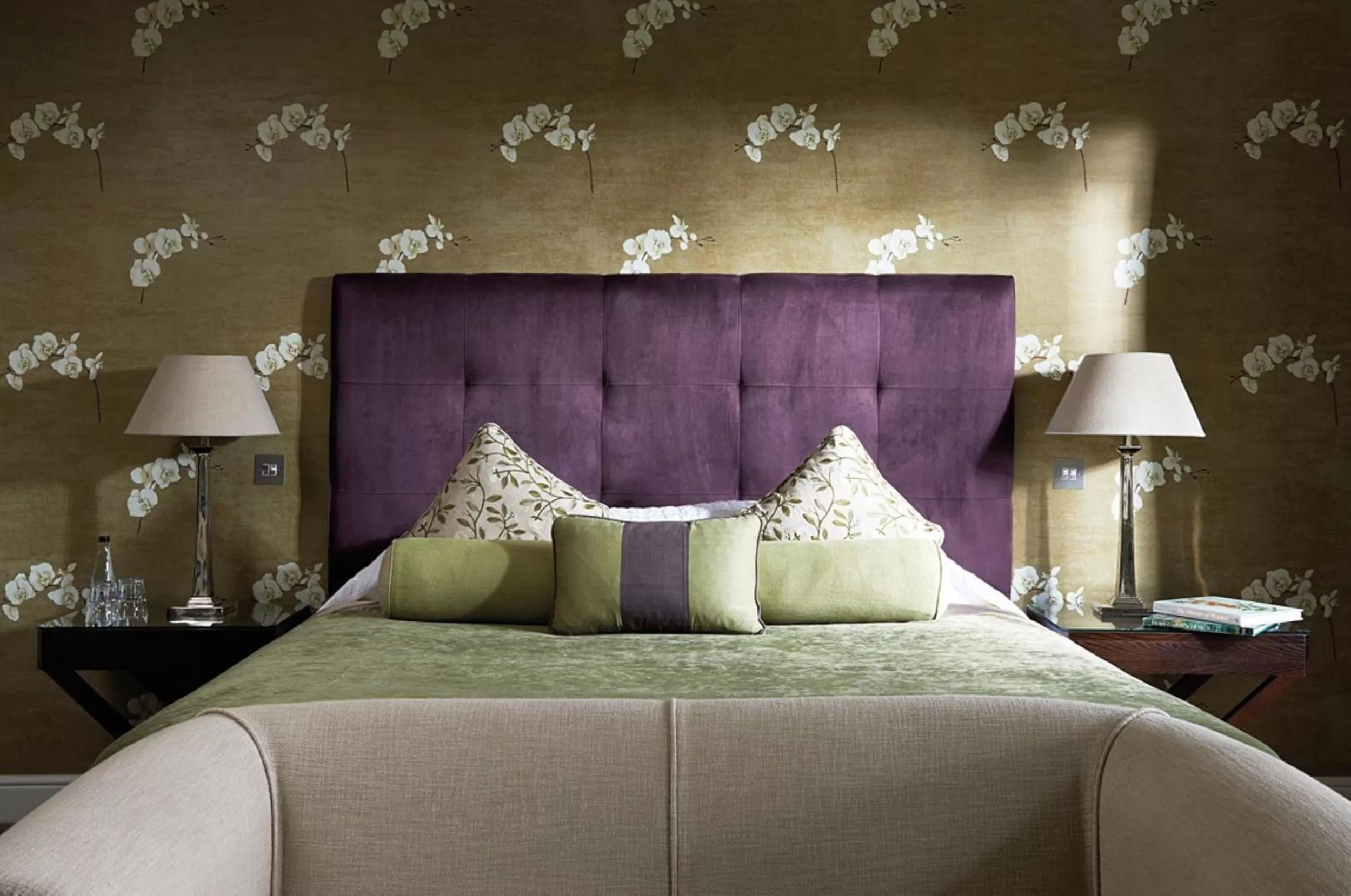 Bed in Foxhills Club & Resort